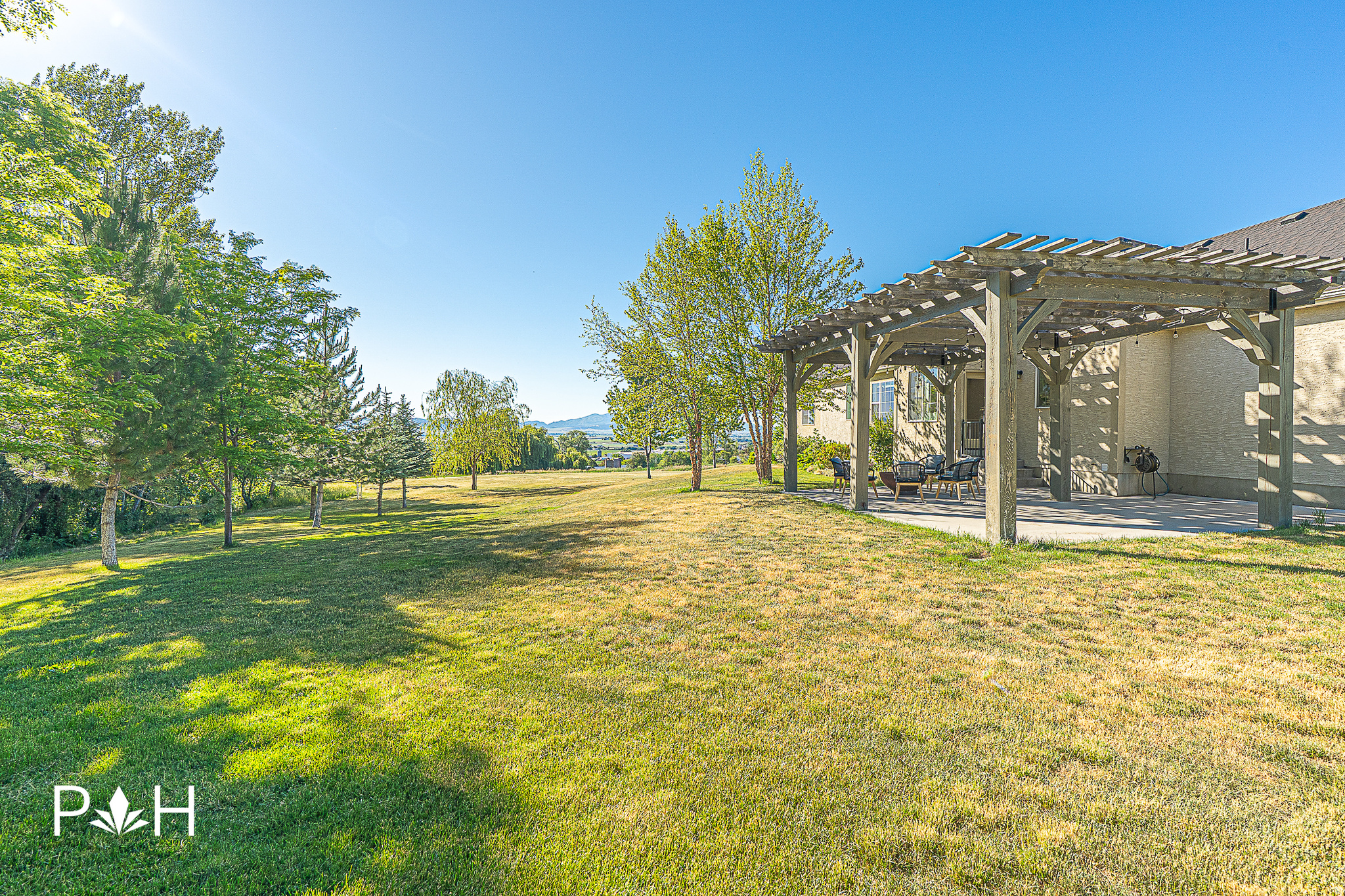 main property photo 60