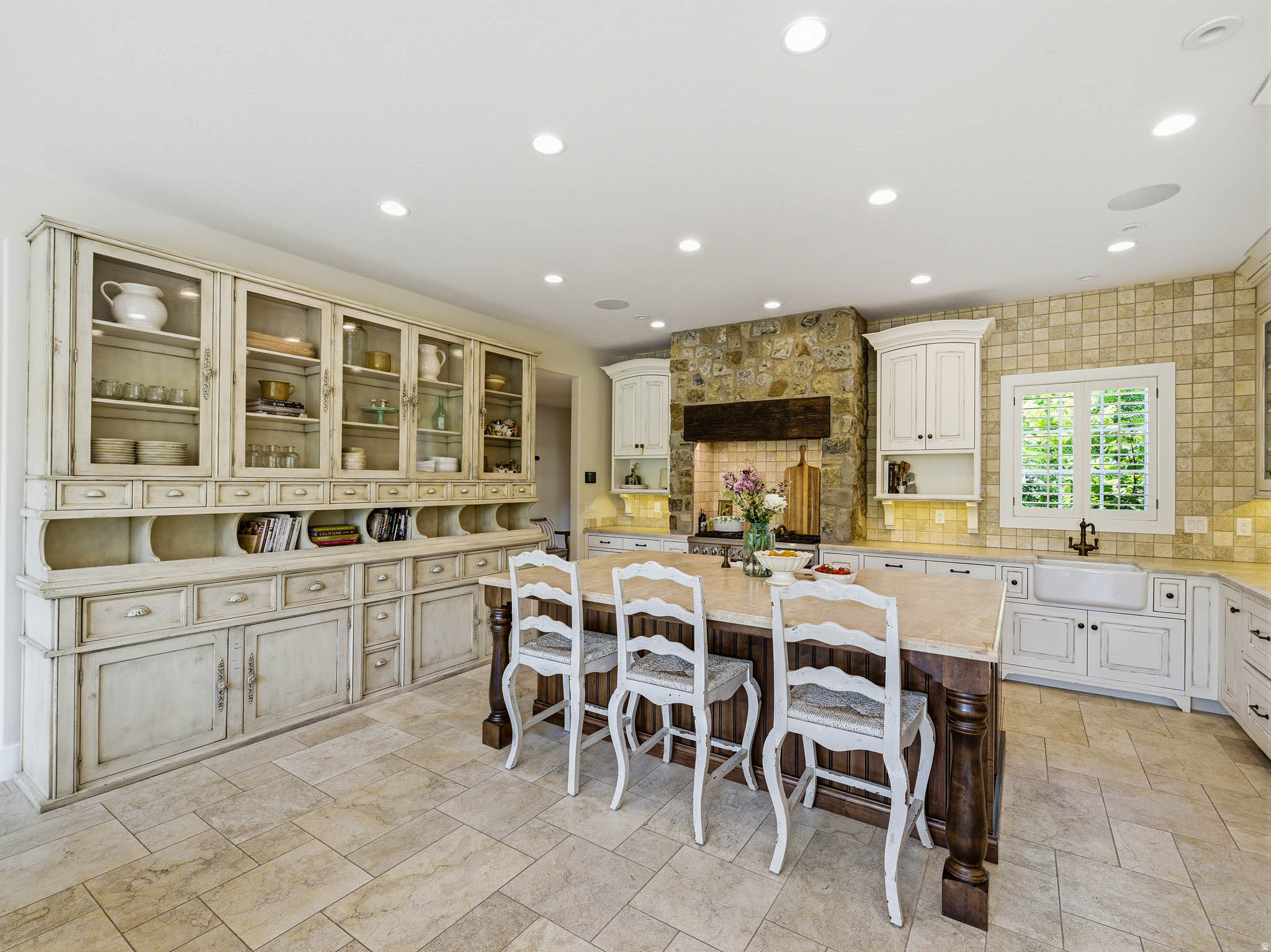 main property photo 65