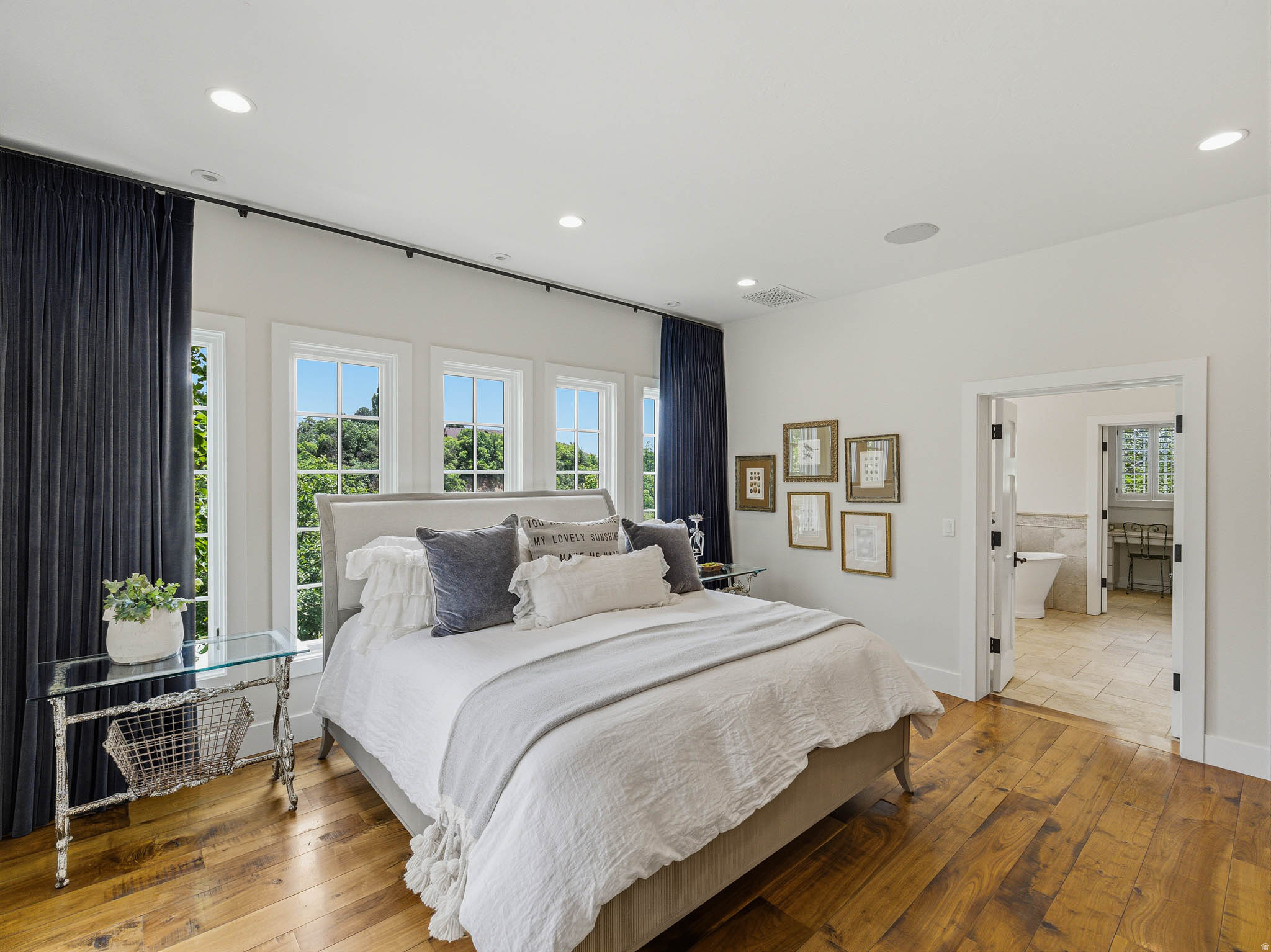 main property photo 78