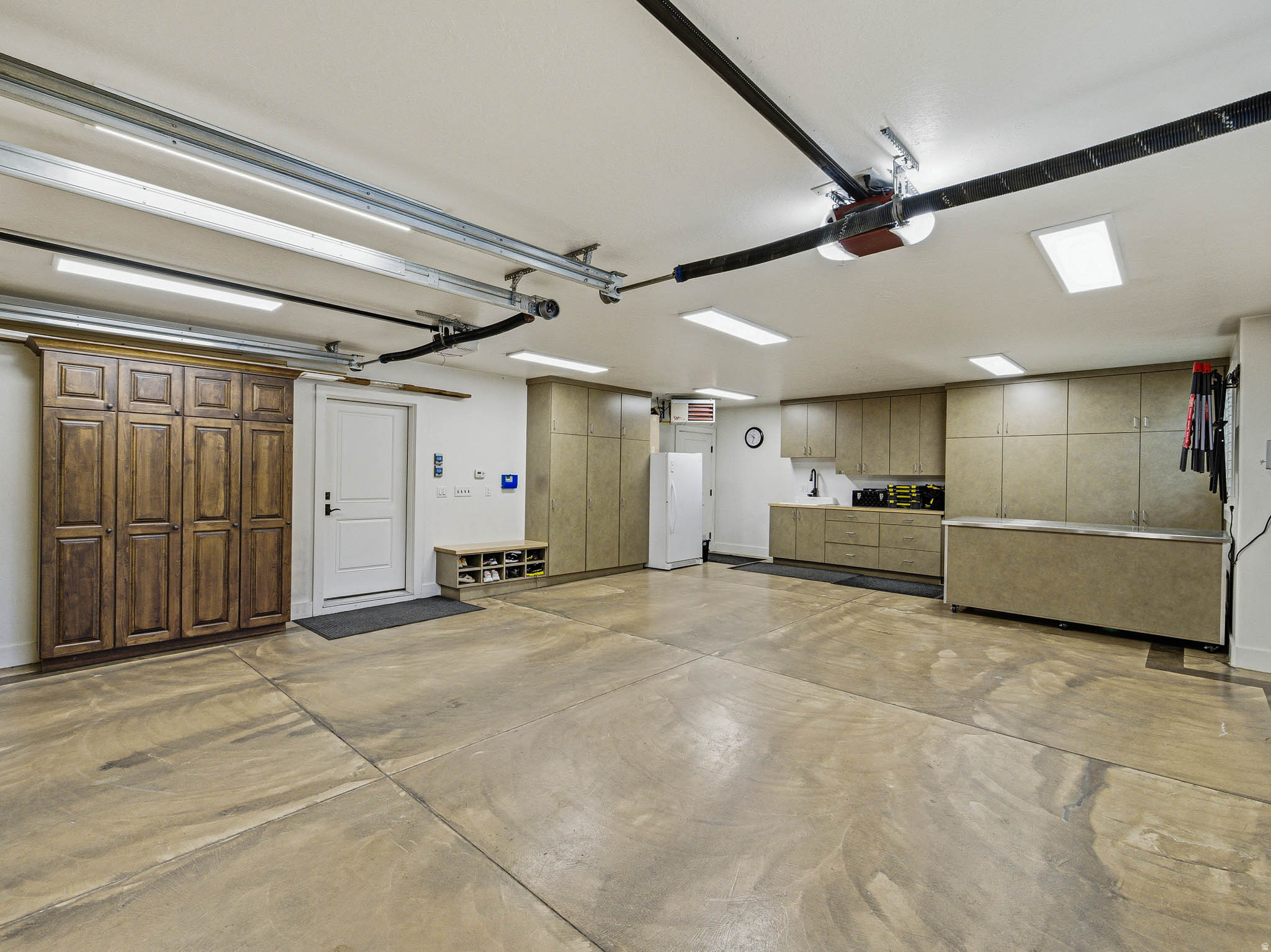 main property photo 96