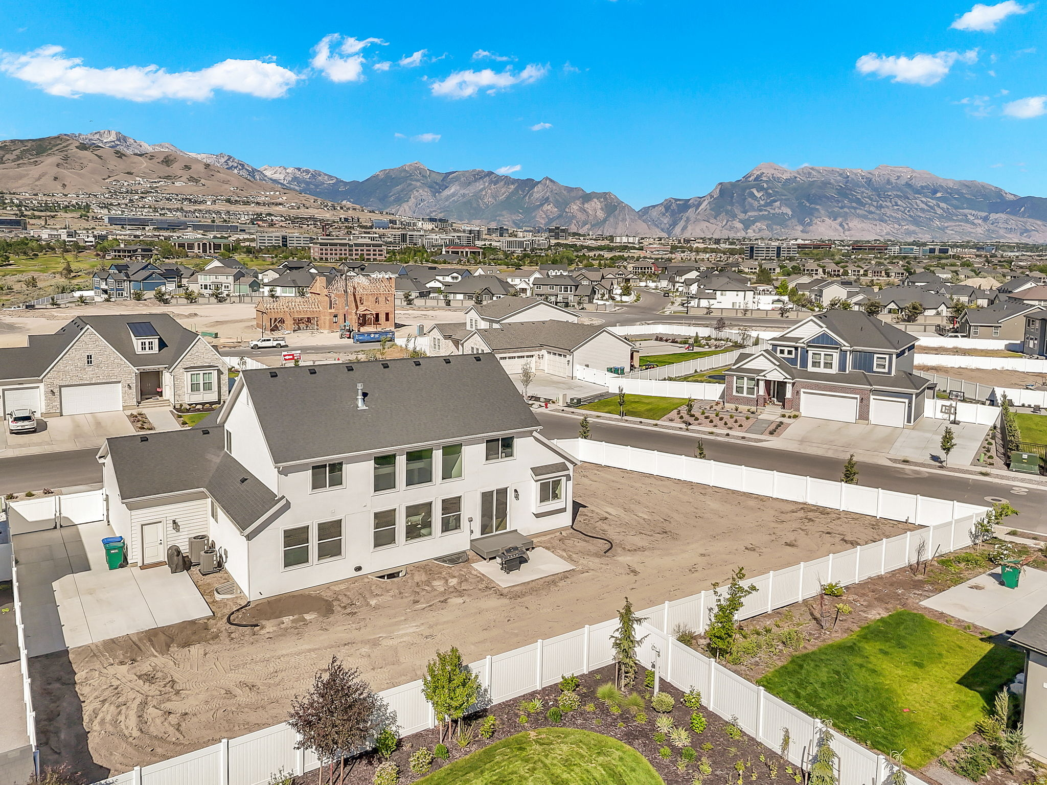 main property photo 67