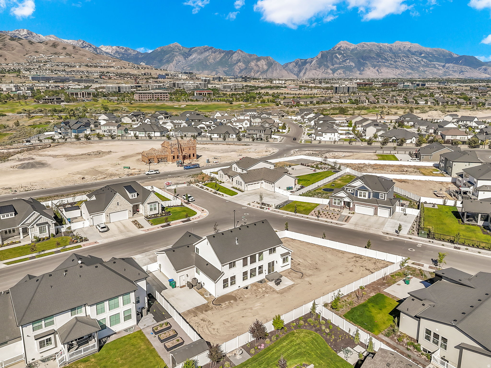 main property photo 68