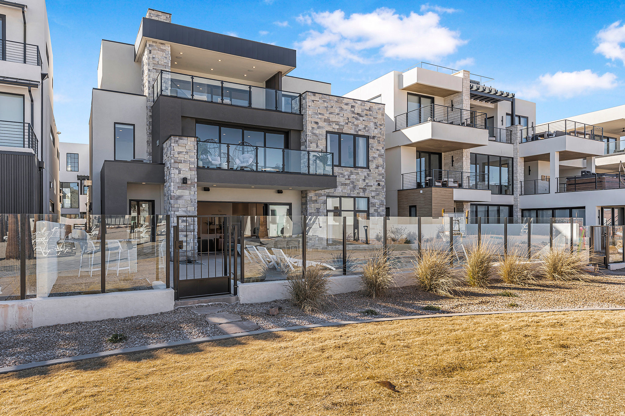 main property photo 49