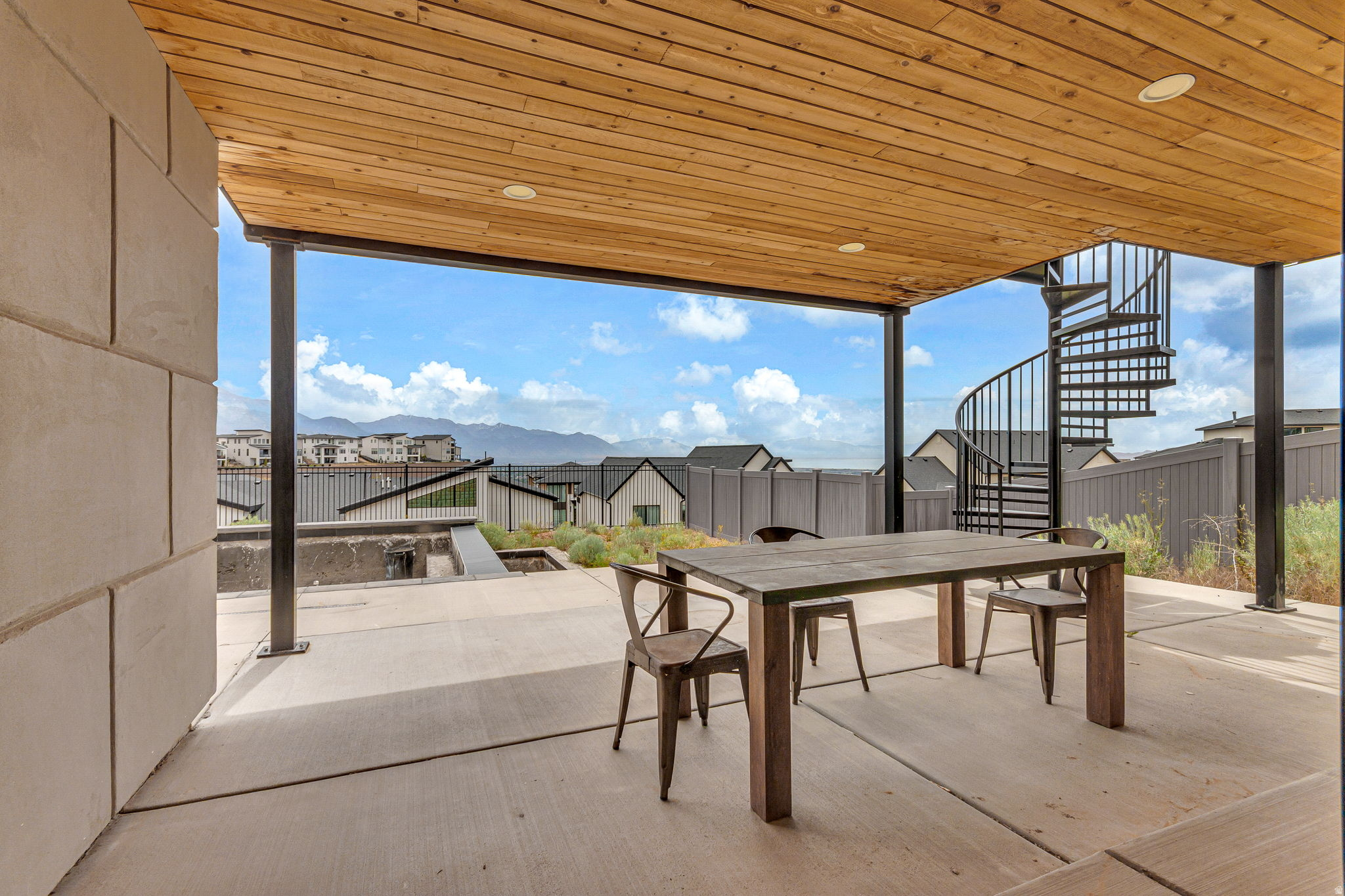 main property photo 69