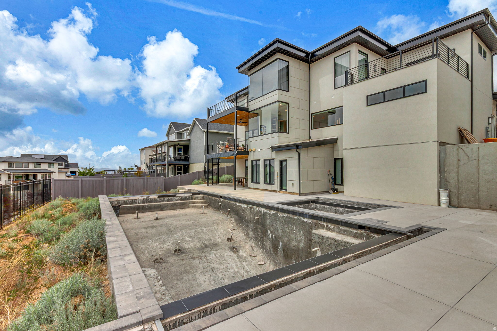 main property photo 71