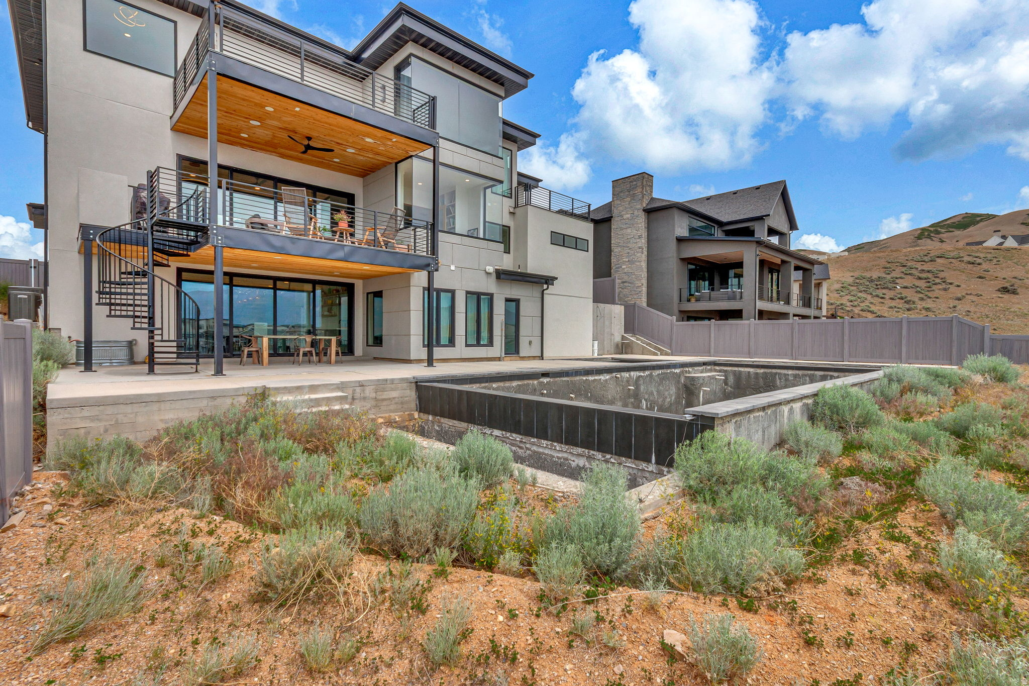 main property photo 73