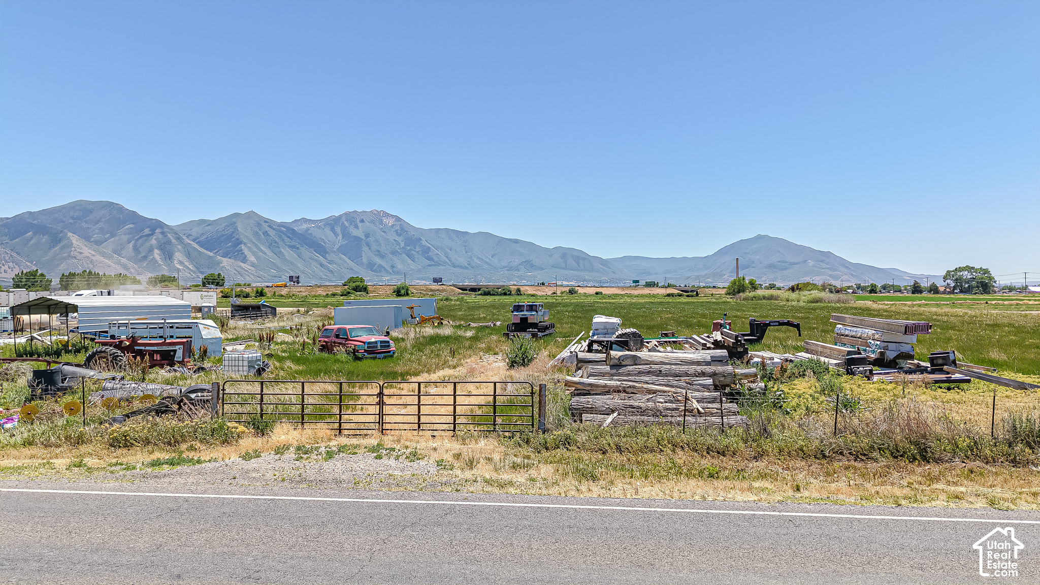 main property photo 2