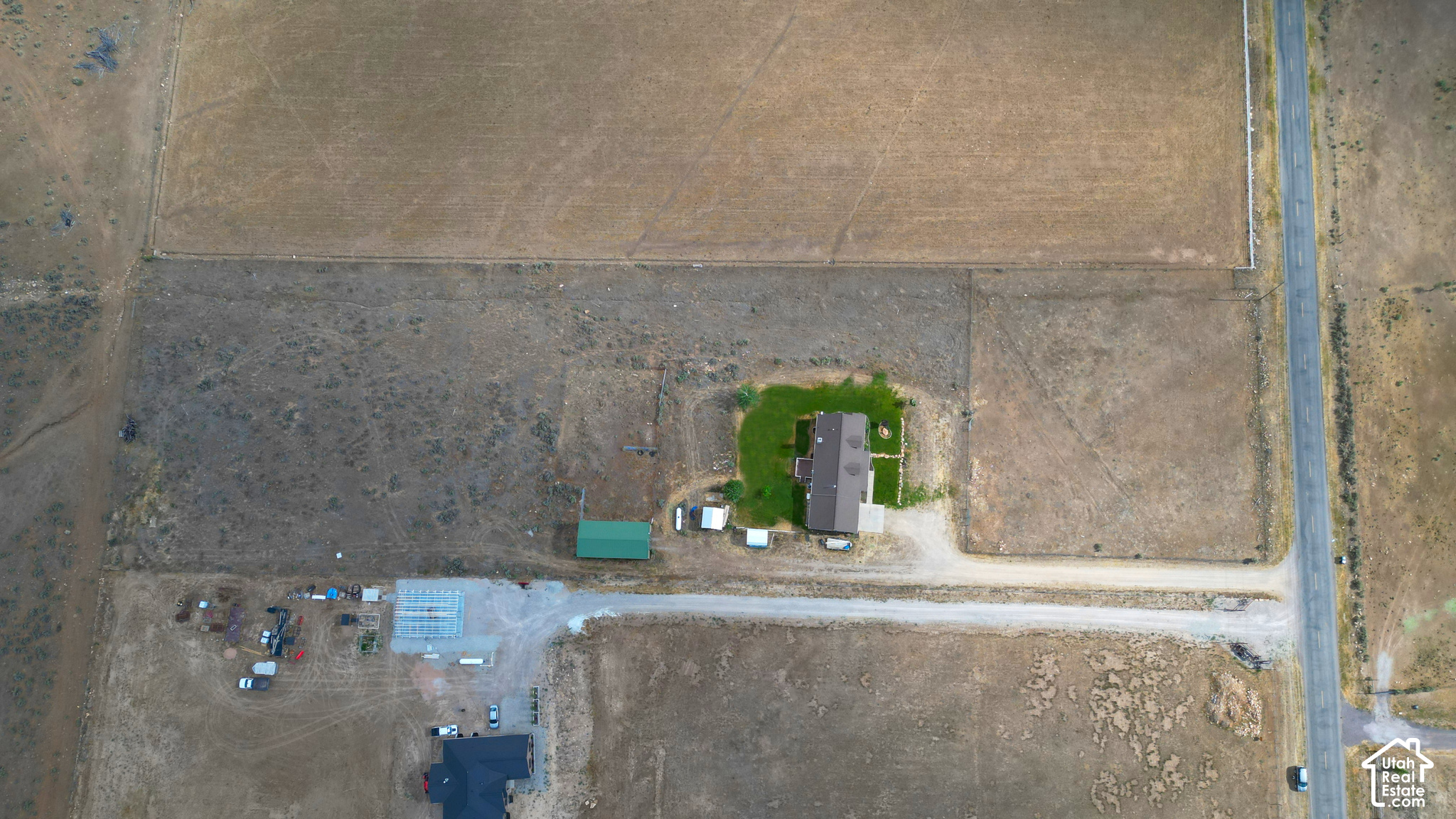main property photo 43
