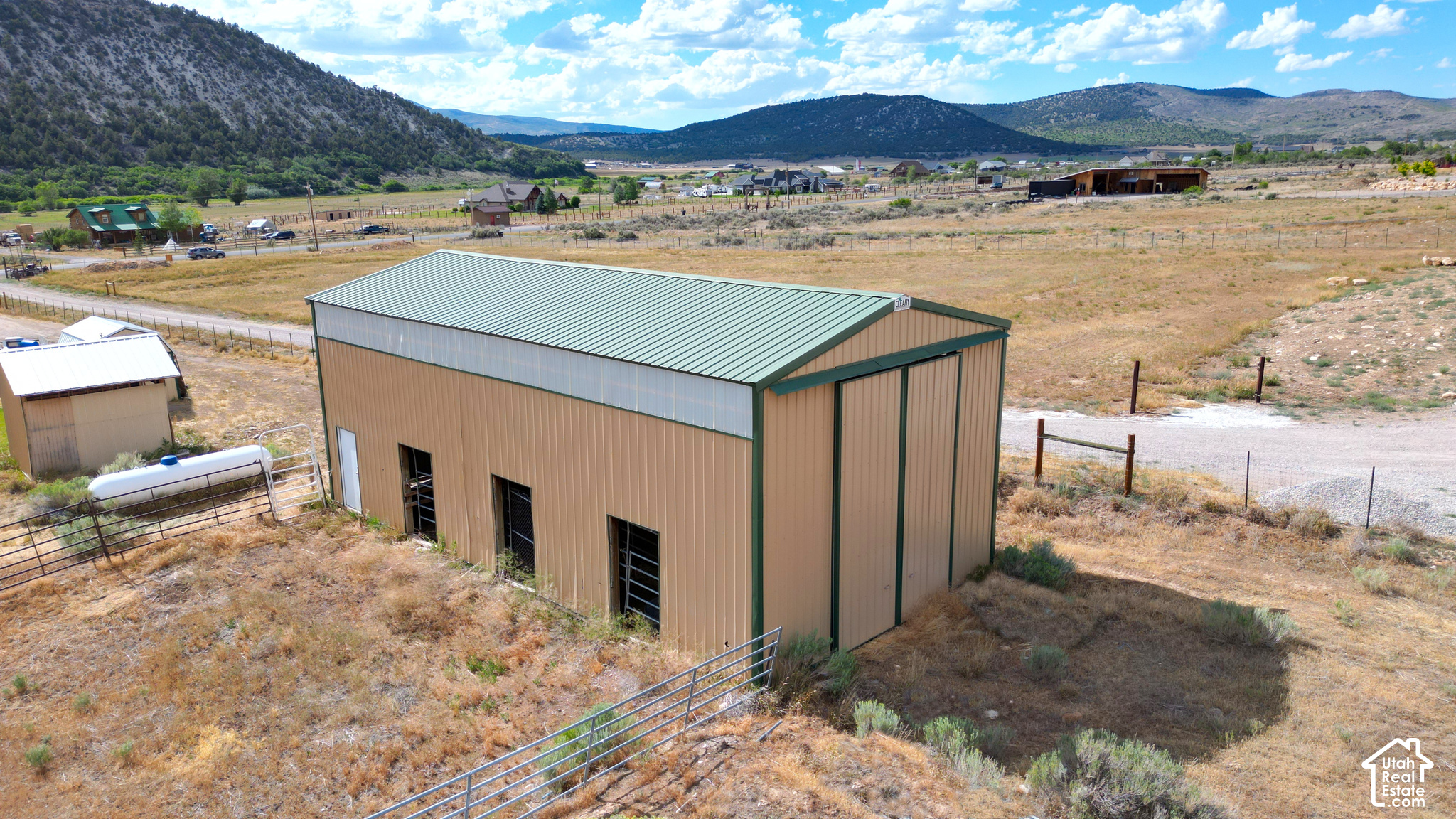 main property photo 45