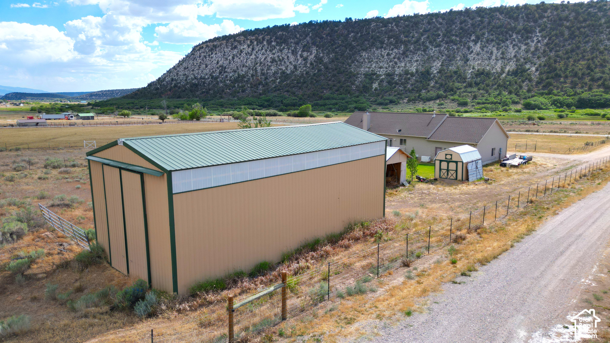 main property photo 46