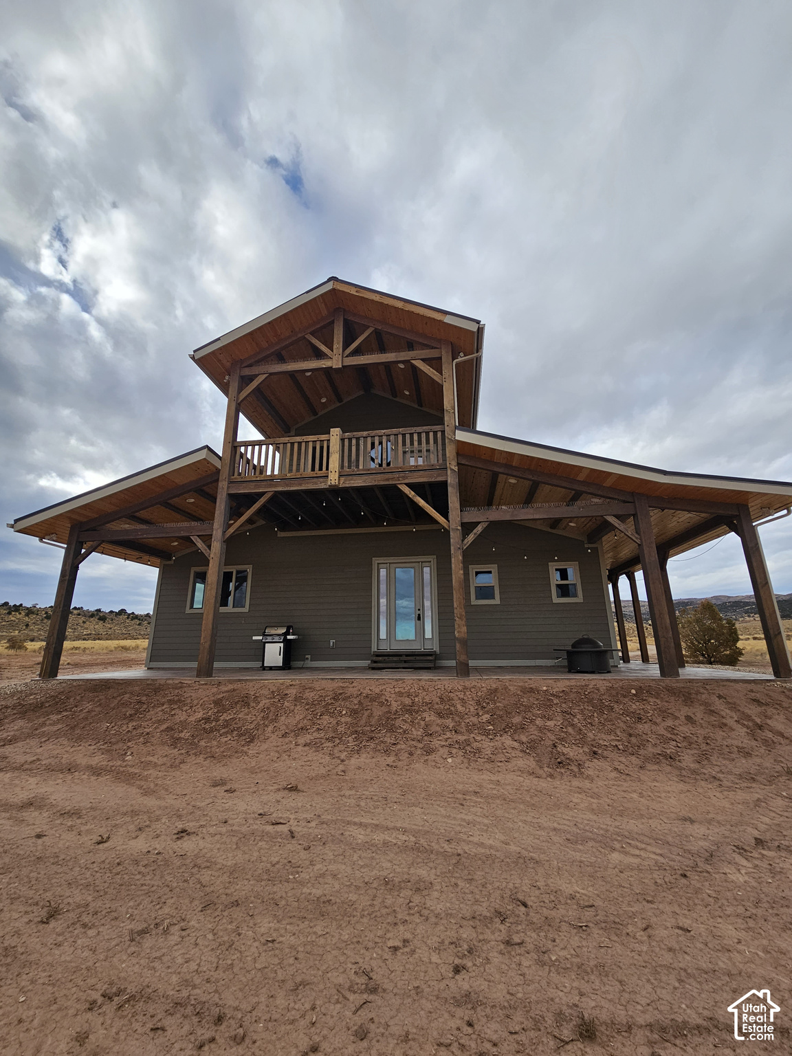 main property photo 50