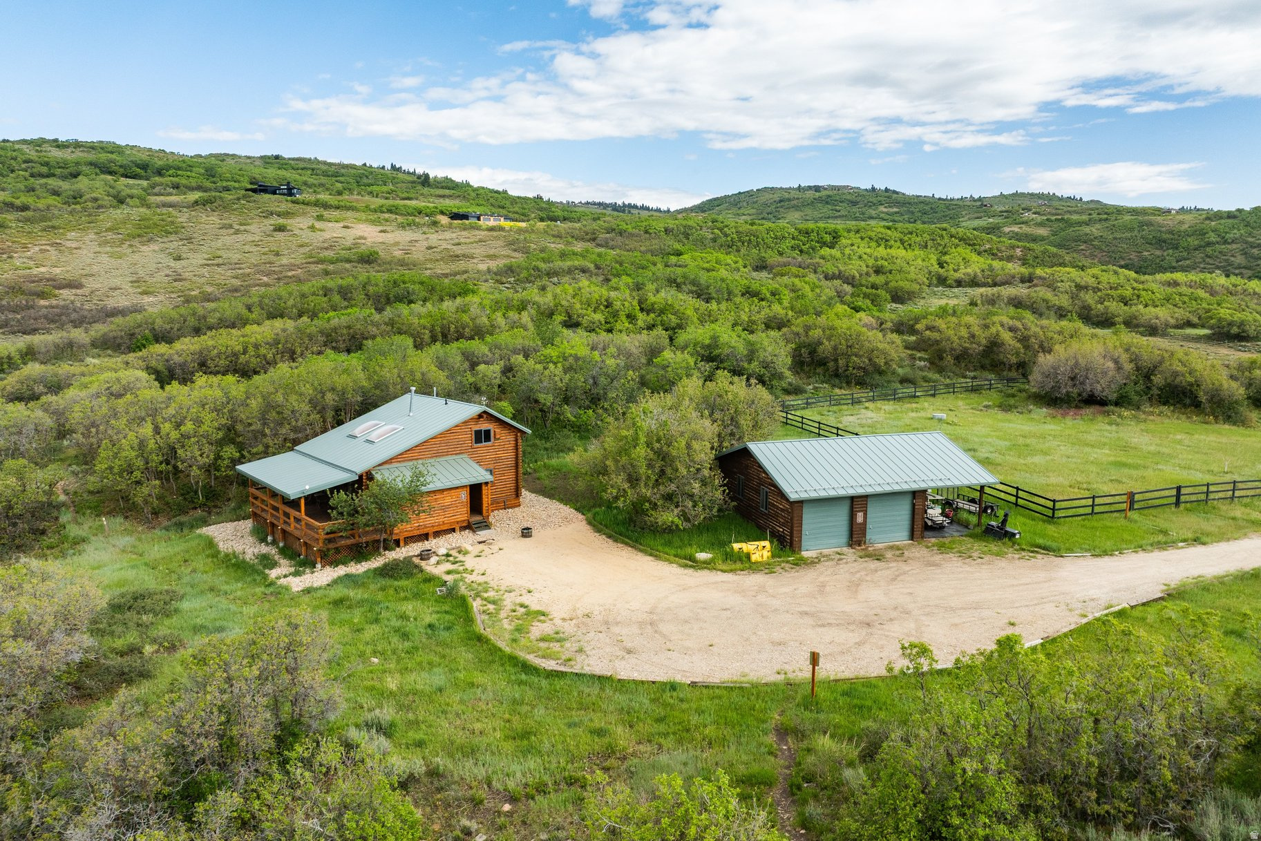 main property photo 10