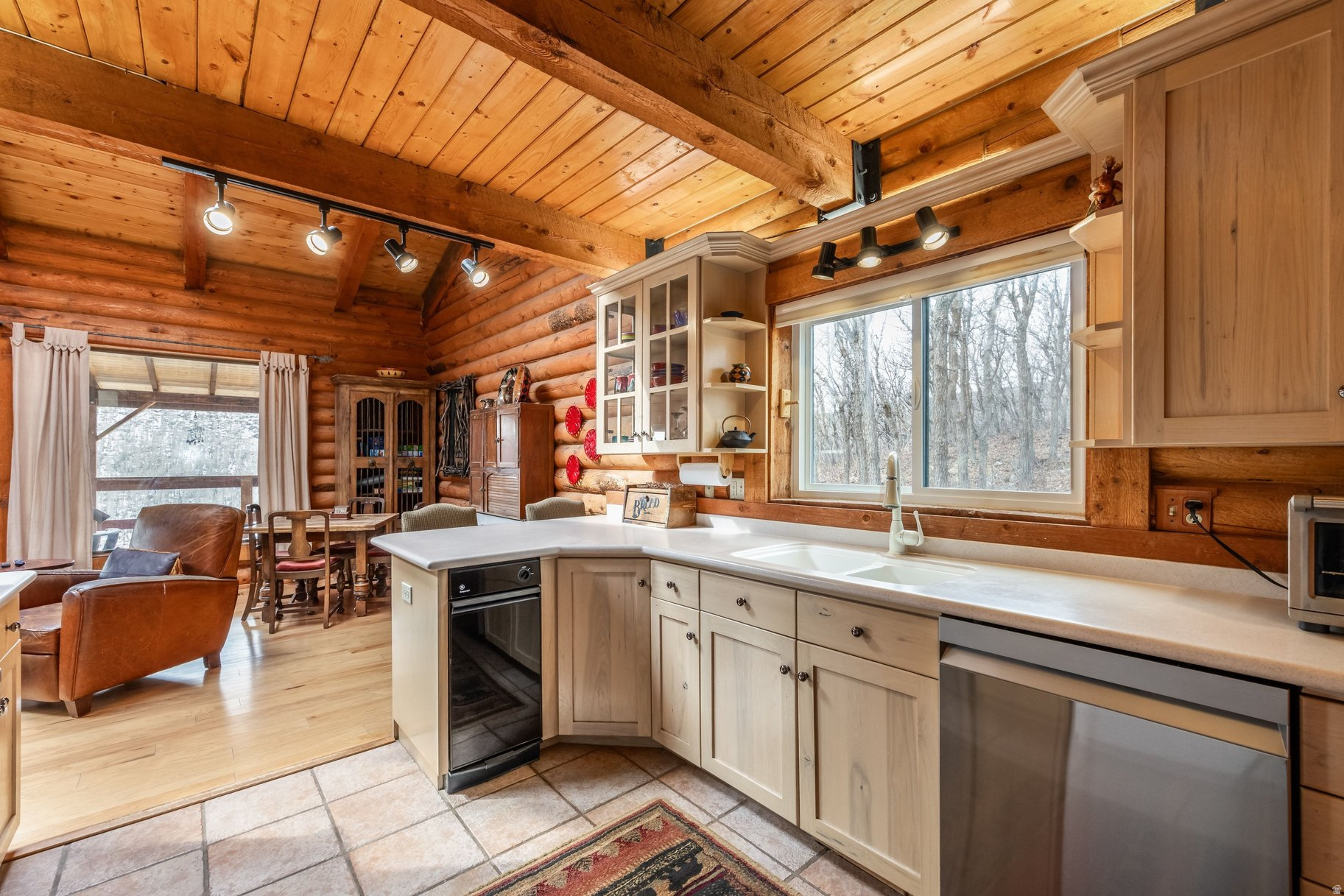main property photo 60