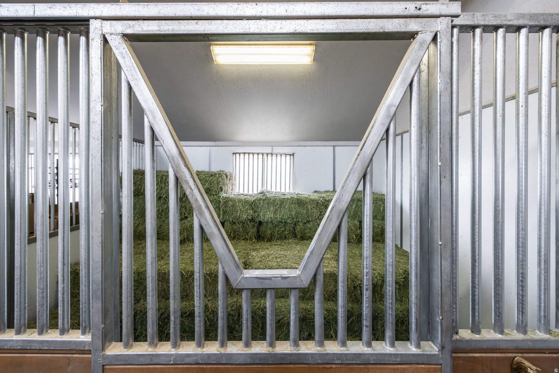 main property photo 74