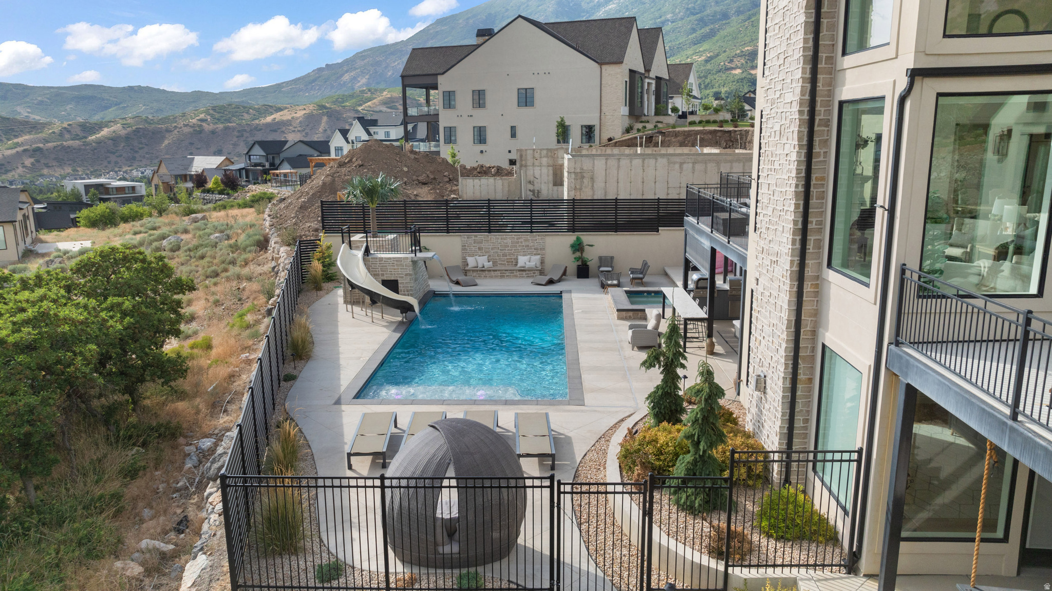 main property photo 107