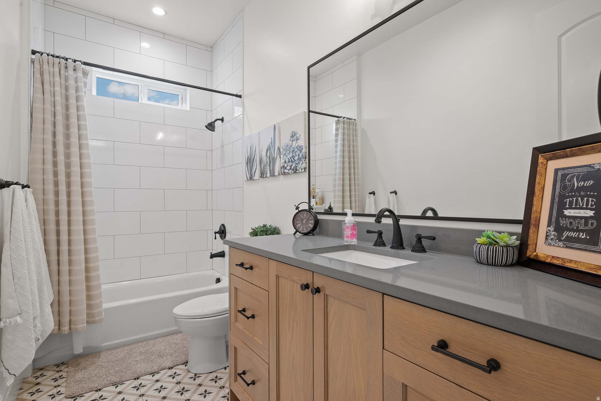 main property photo 78
