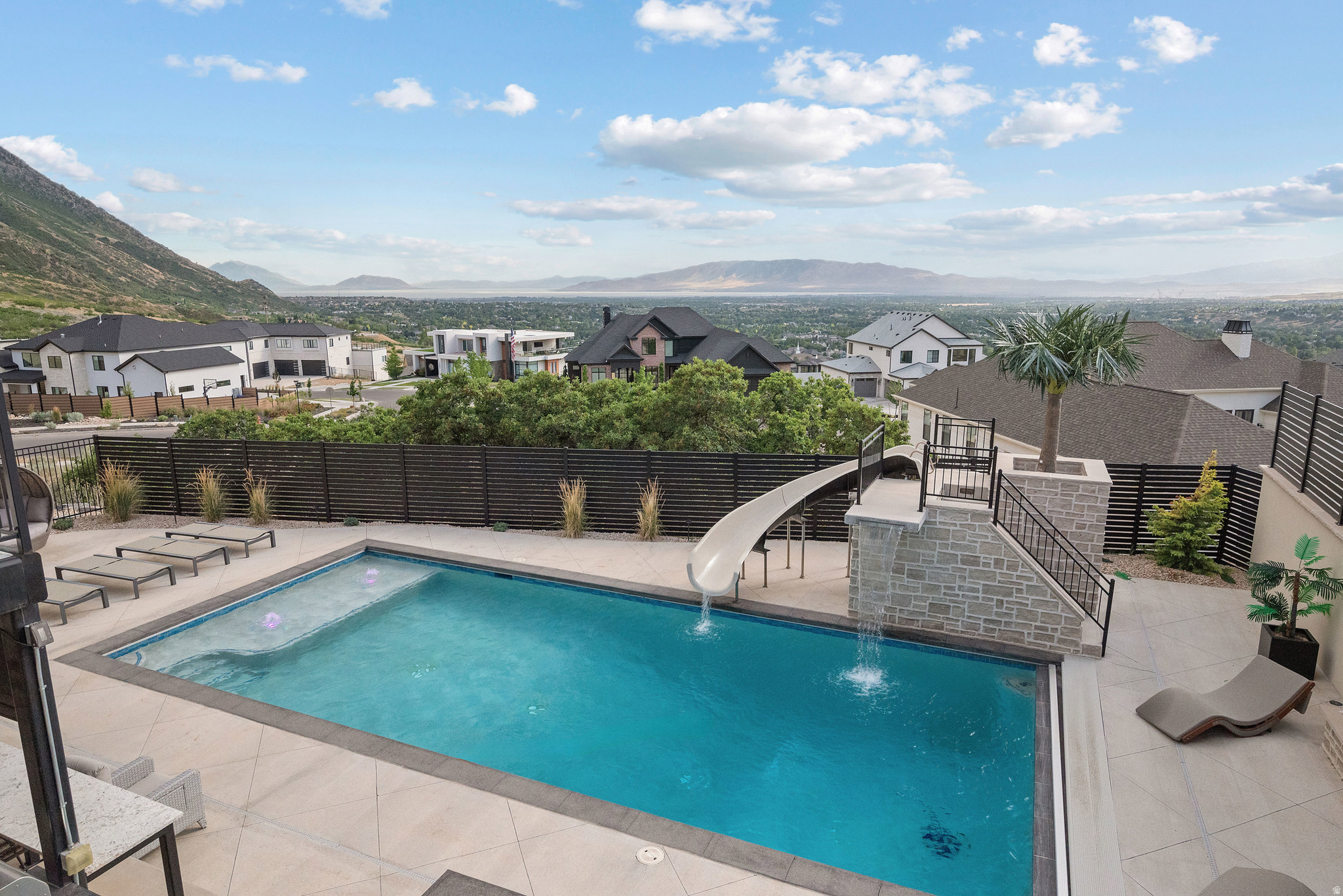 main property photo 94
