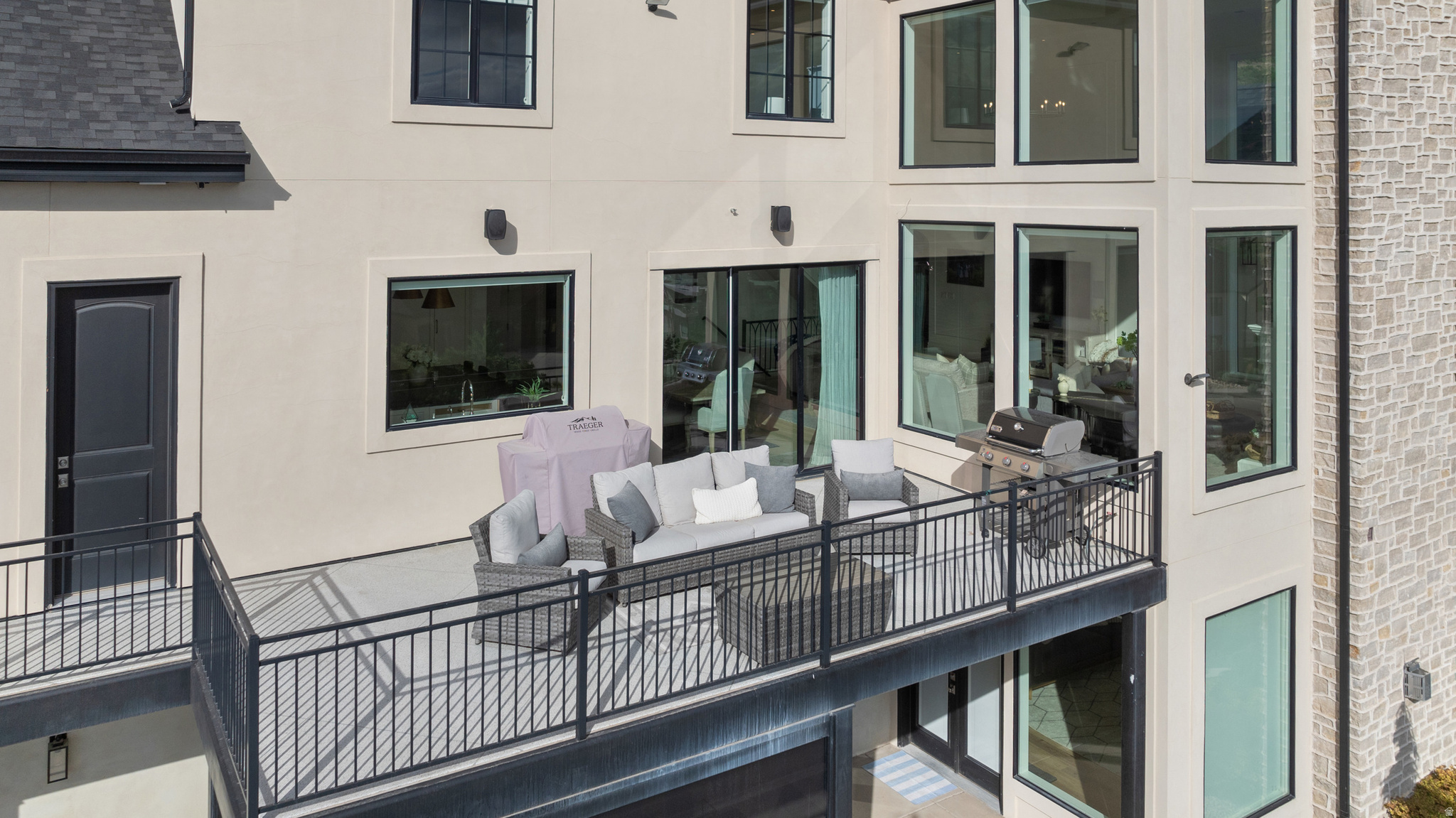 main property photo 98