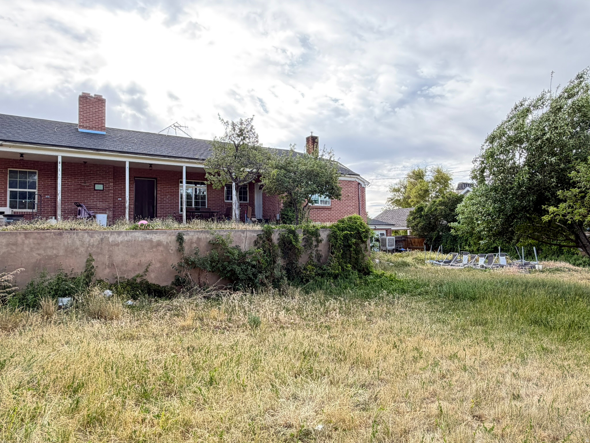 main property photo 18