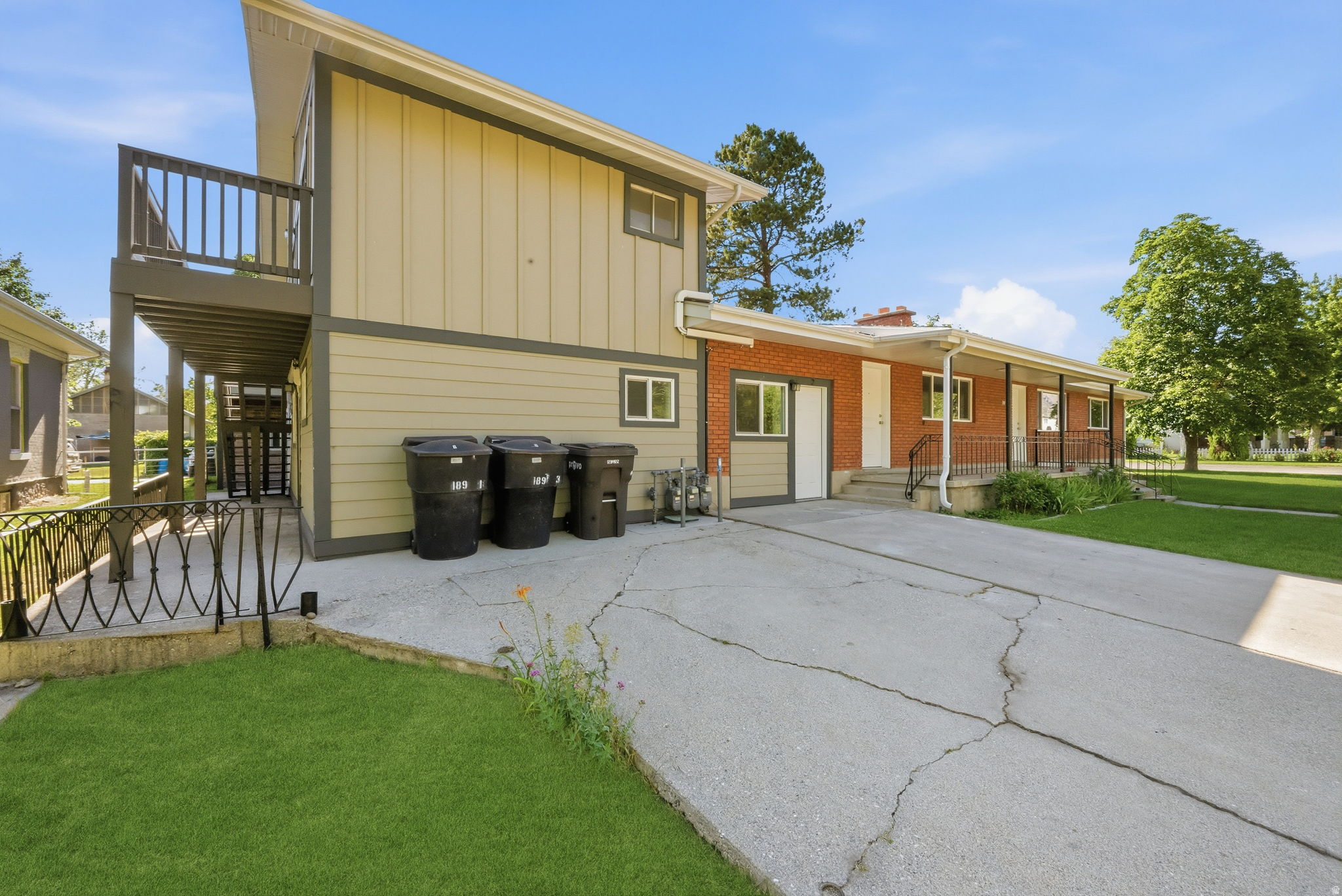 main property photo 4