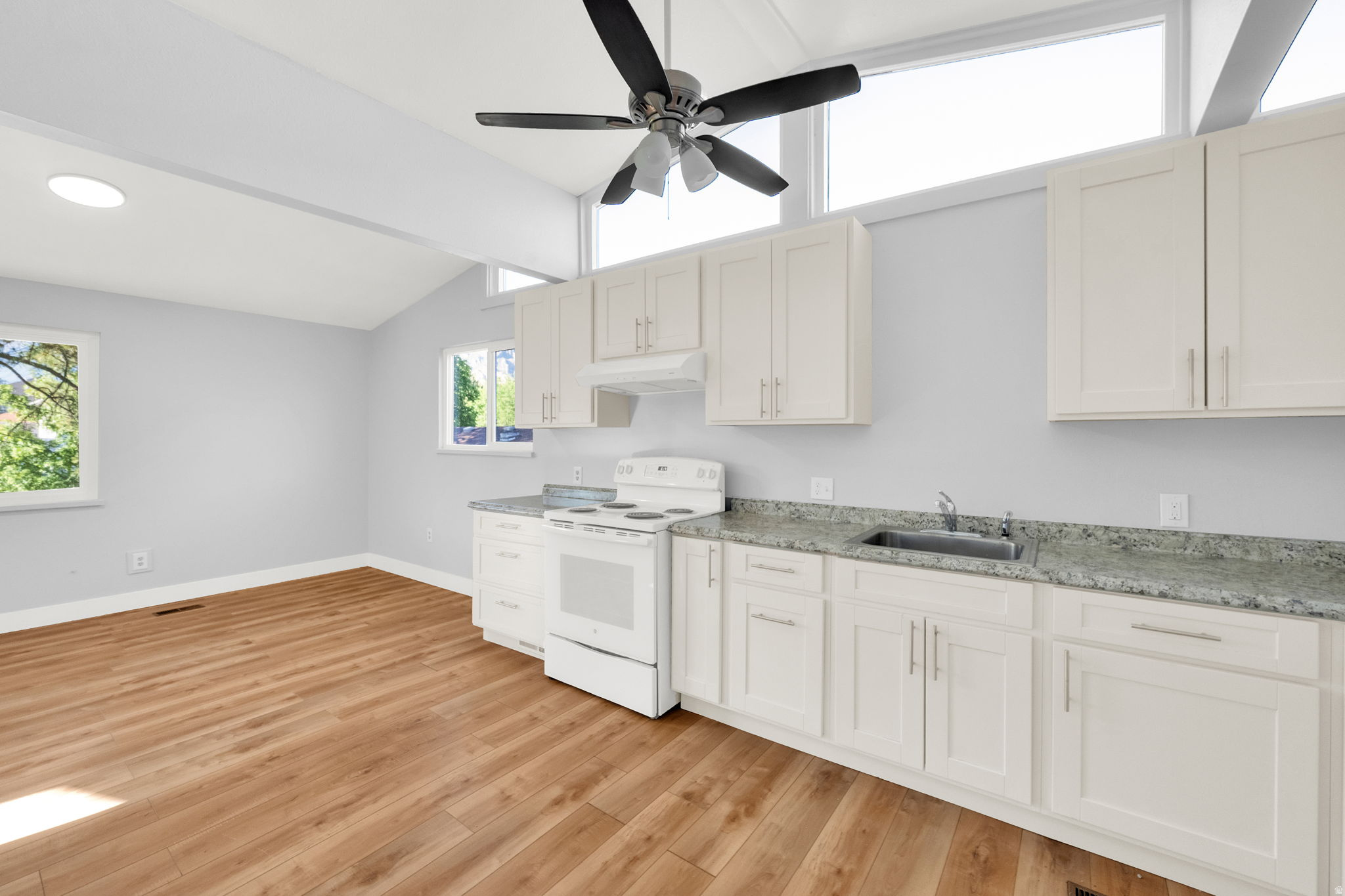main property photo 63