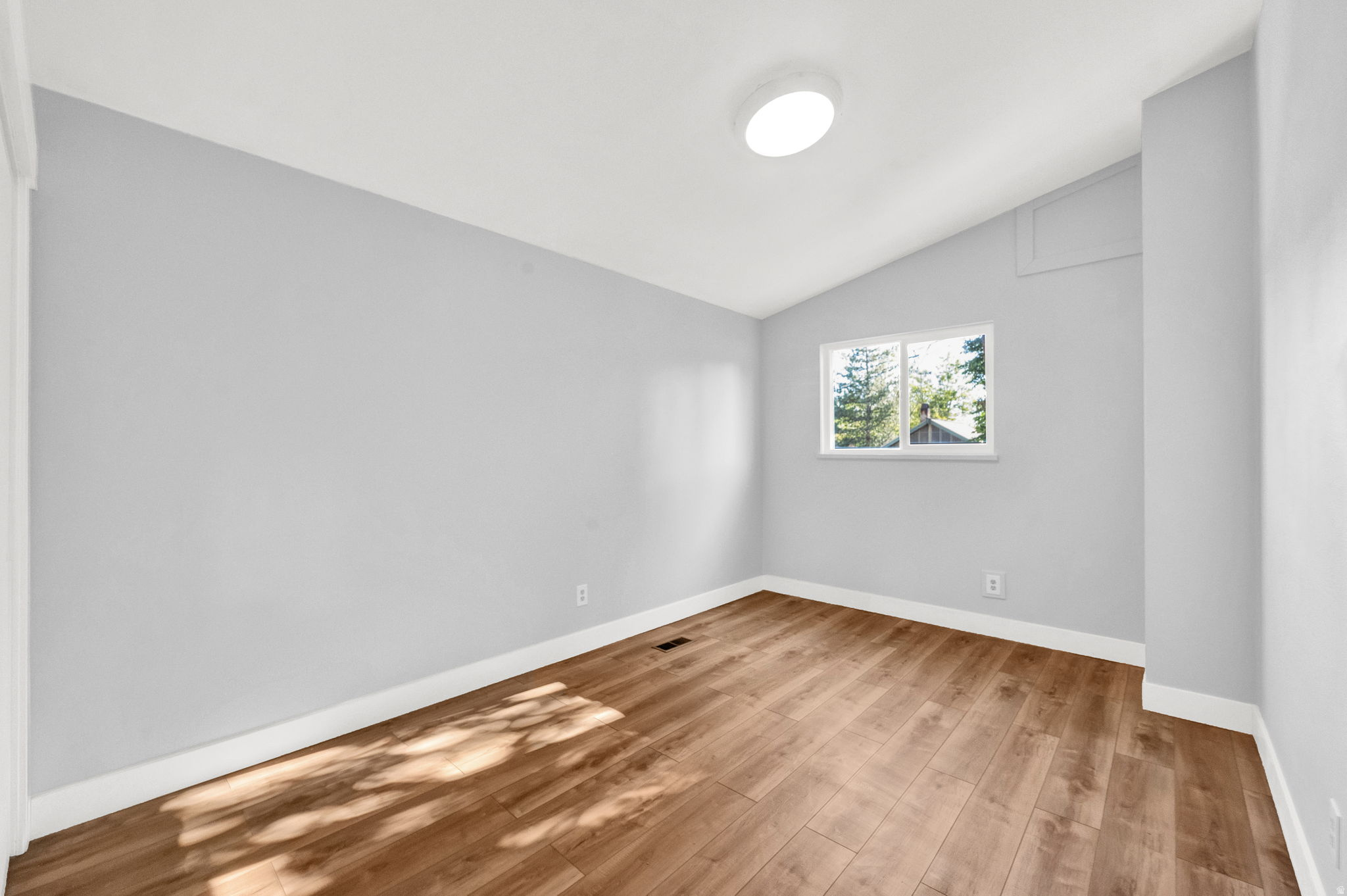 main property photo 67