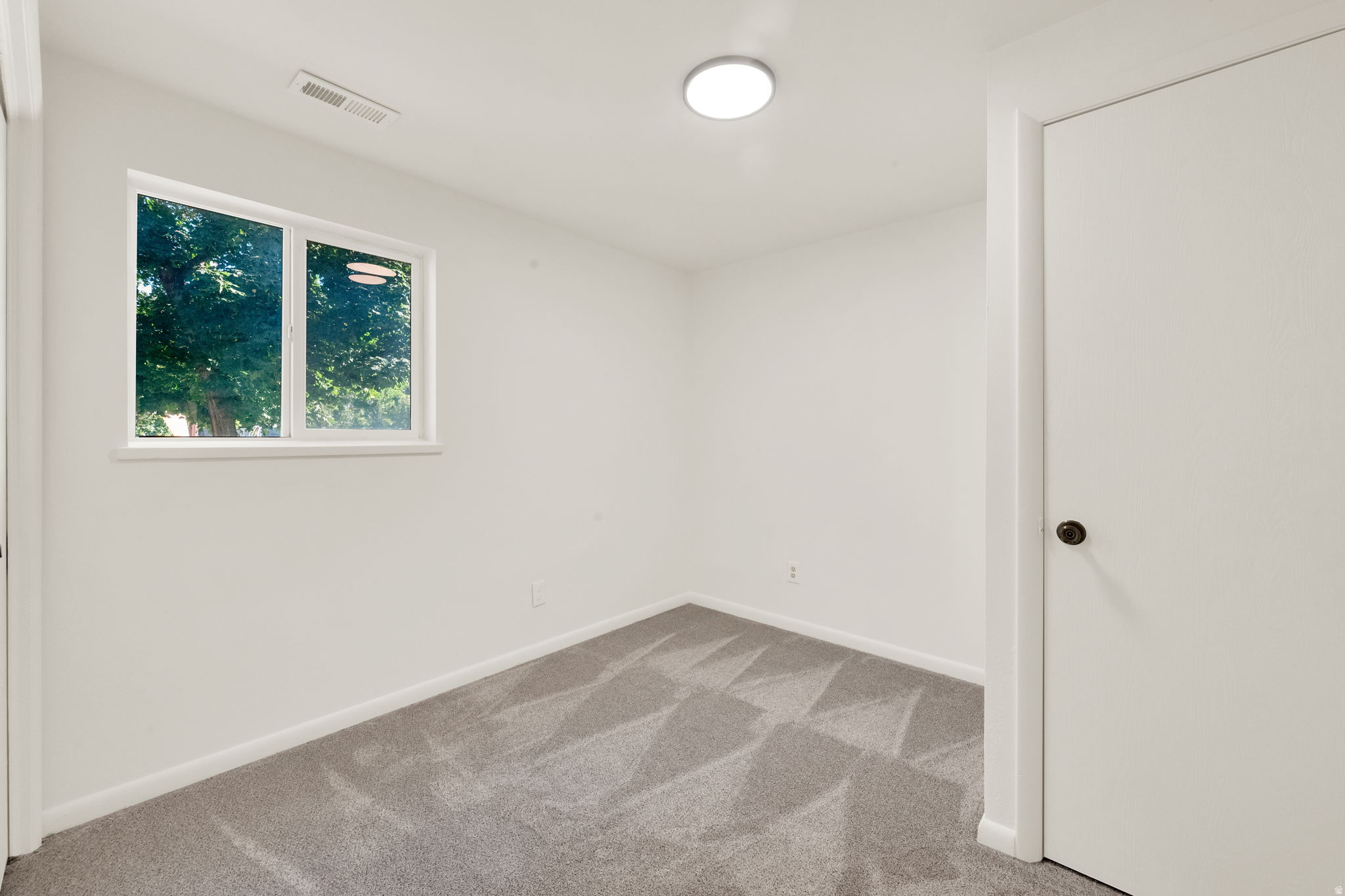 main property photo 76