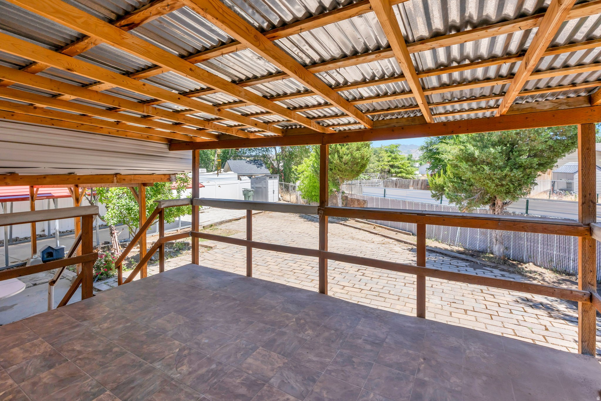 main property photo 20