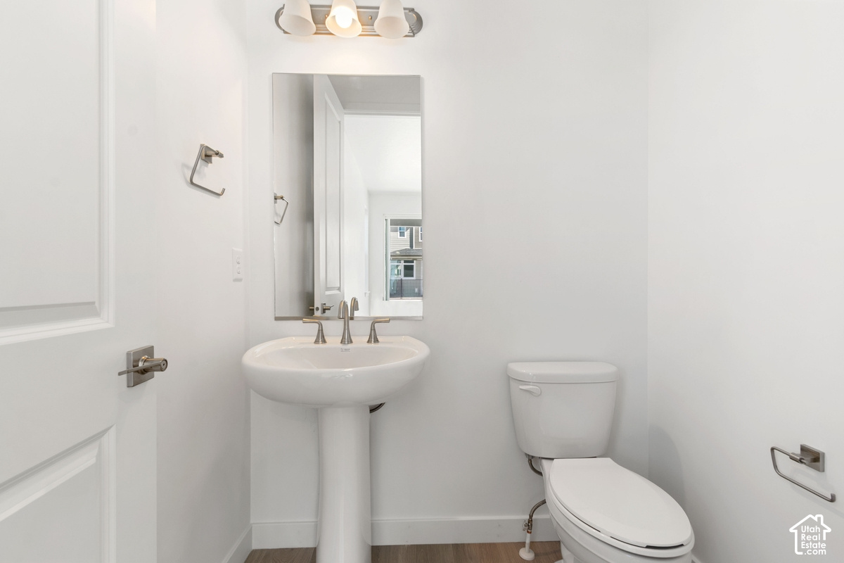 main property photo 13
