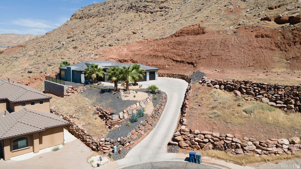main property photo 4