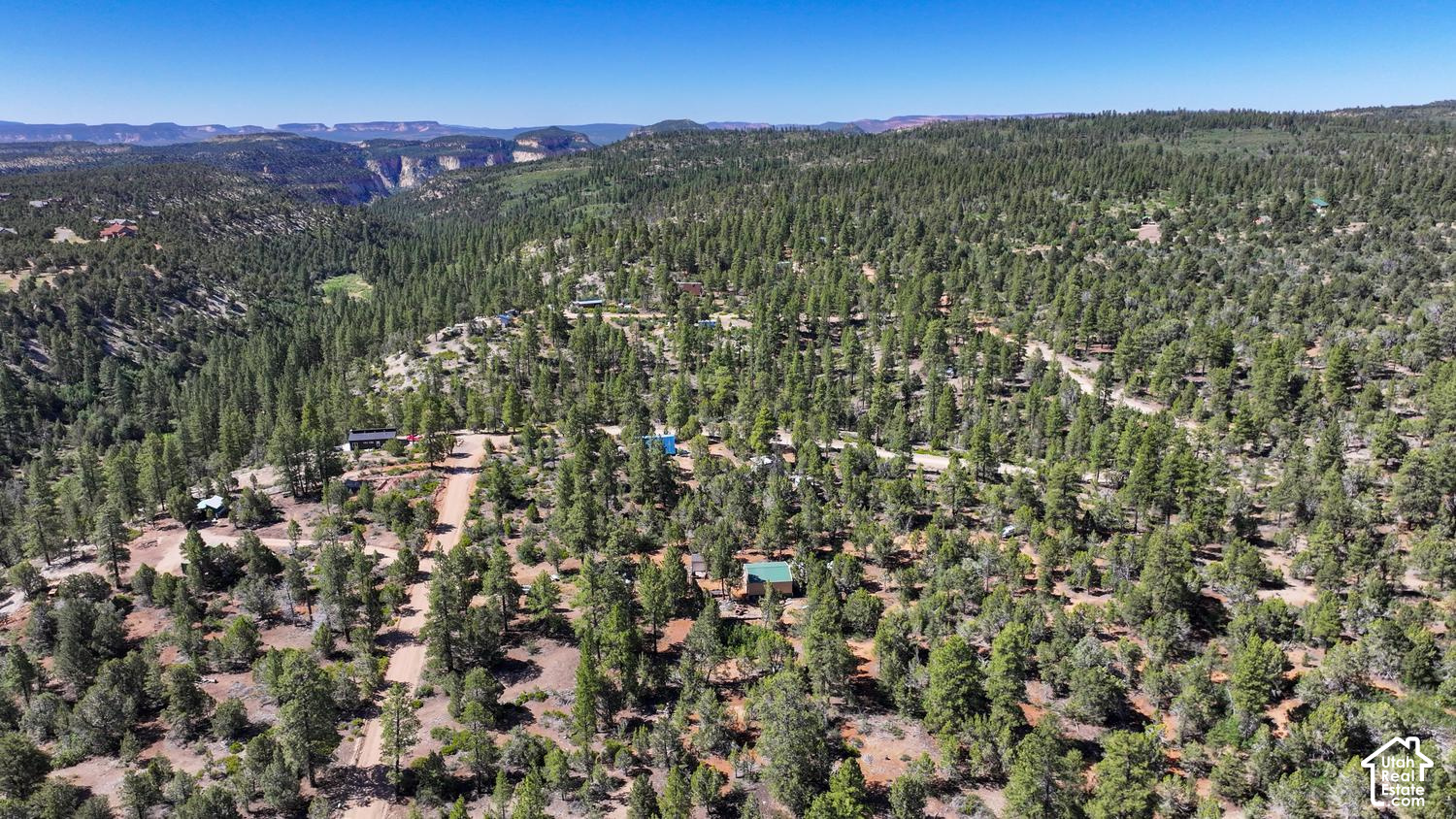 main property photo 11