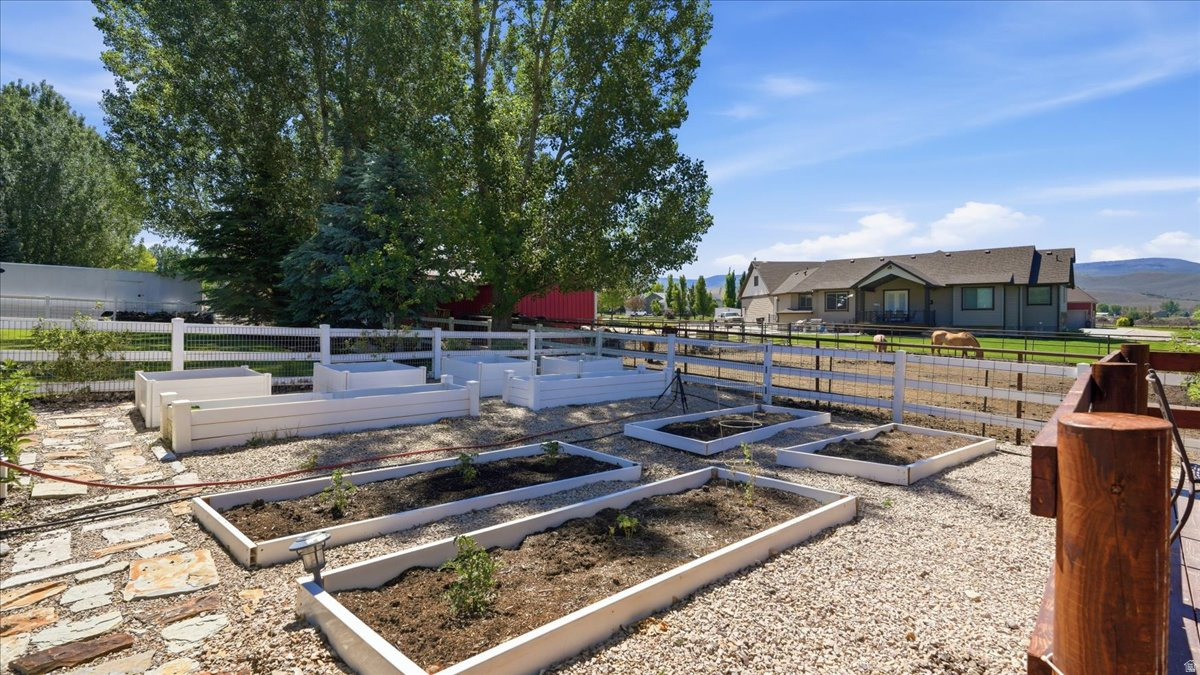 main property photo 67