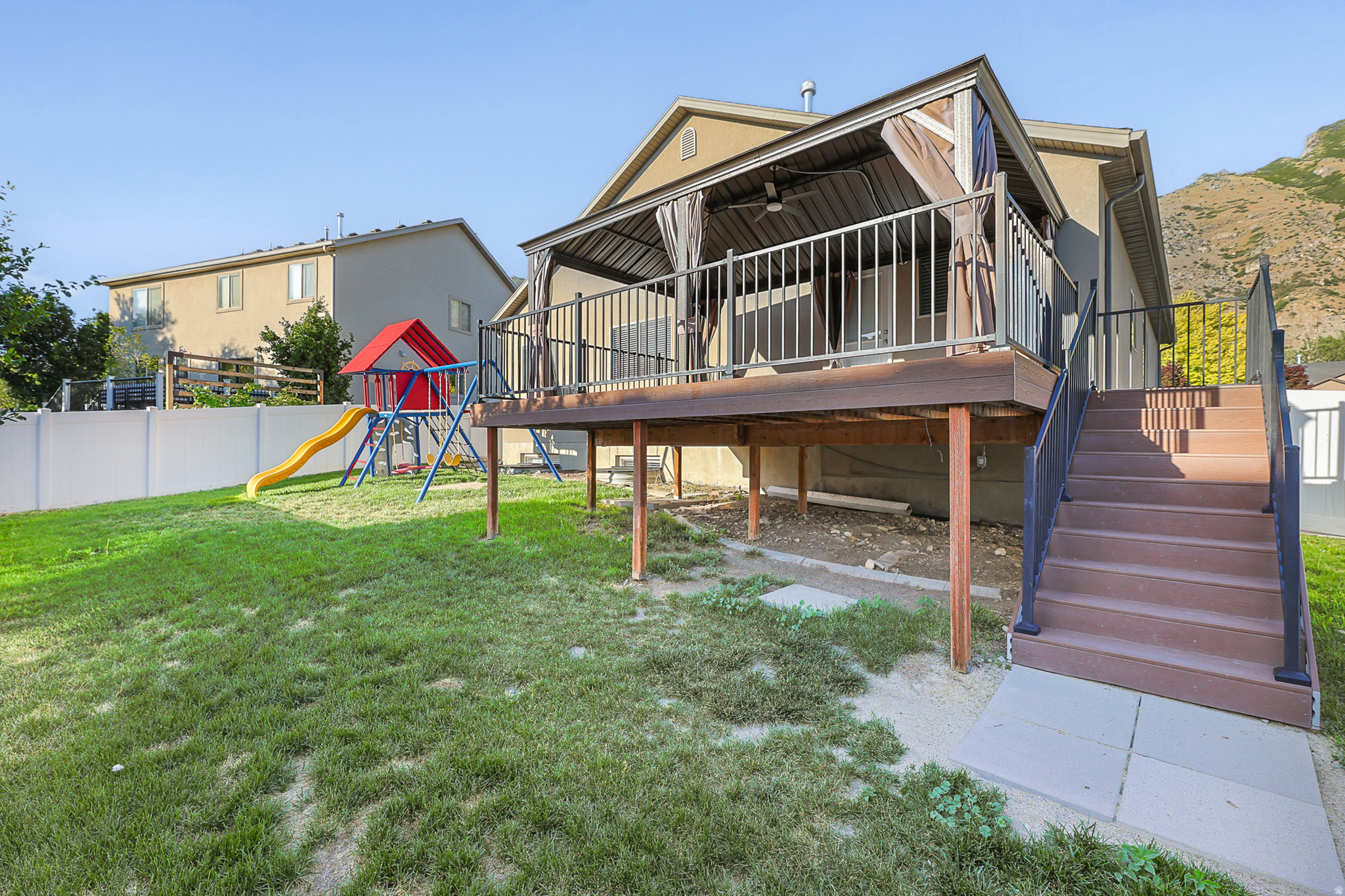 main property photo 43