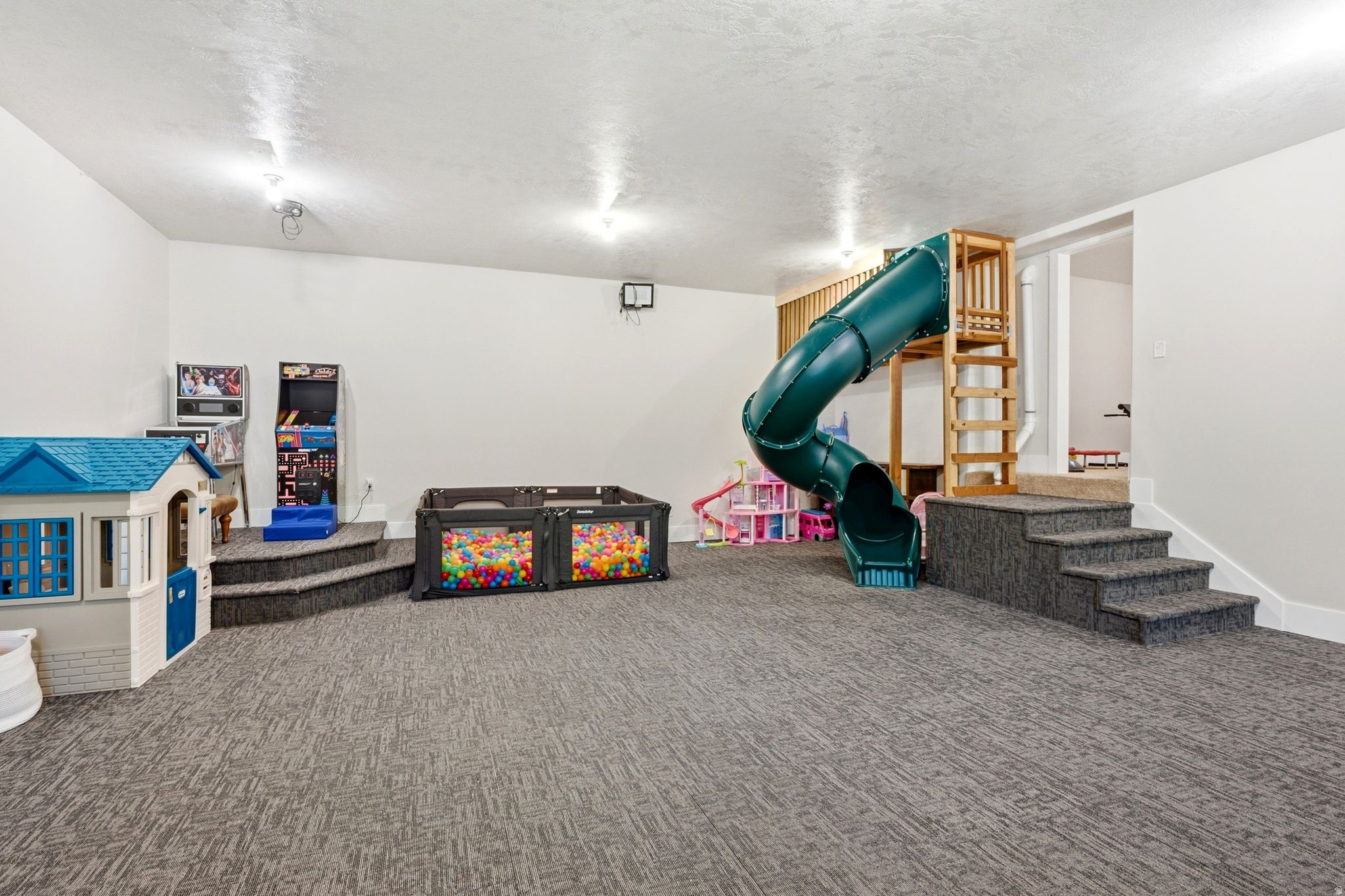 main property photo 70