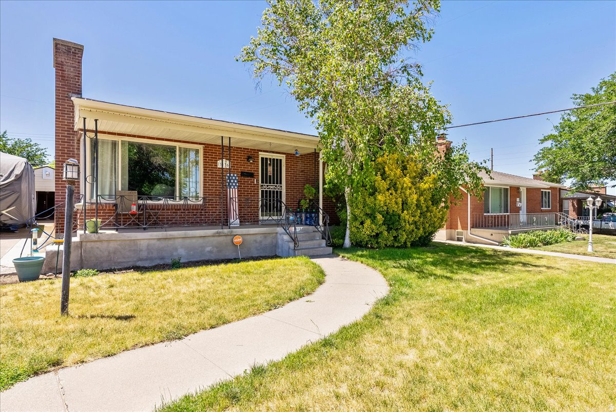 main property photo 7