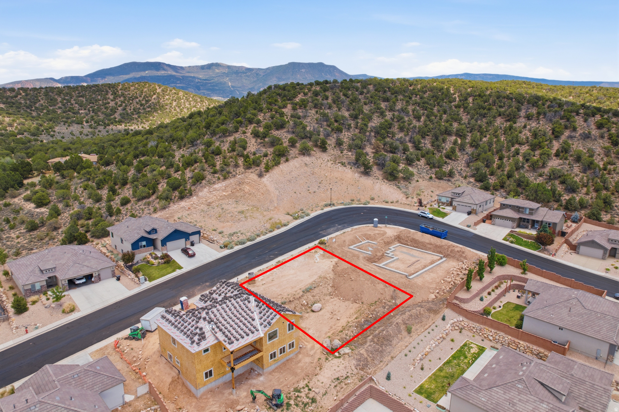 main property photo 10