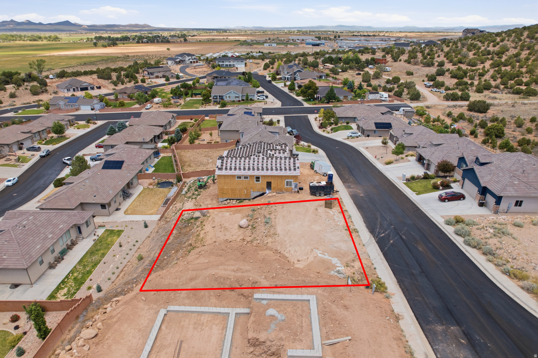 main property photo 7
