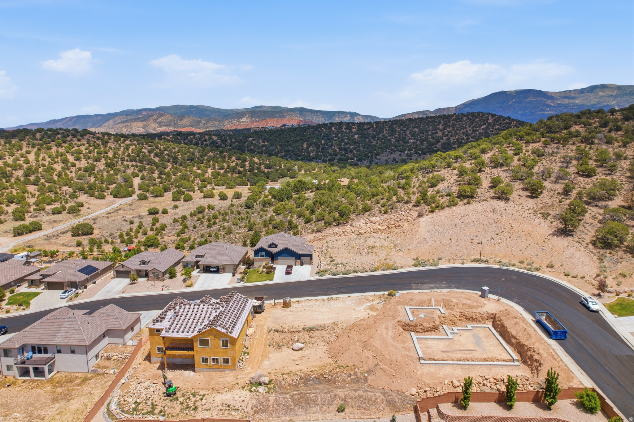 main property photo 8