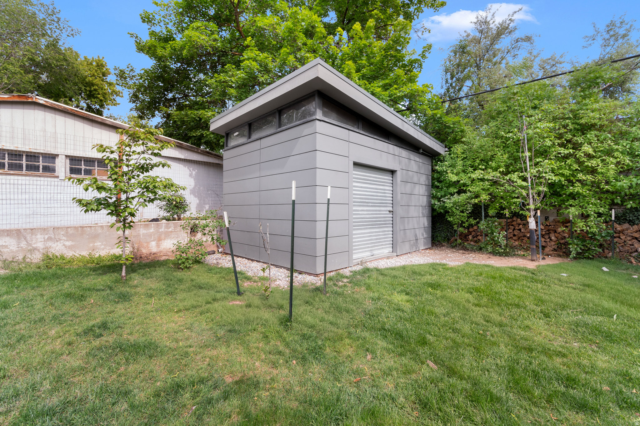 main property photo 49