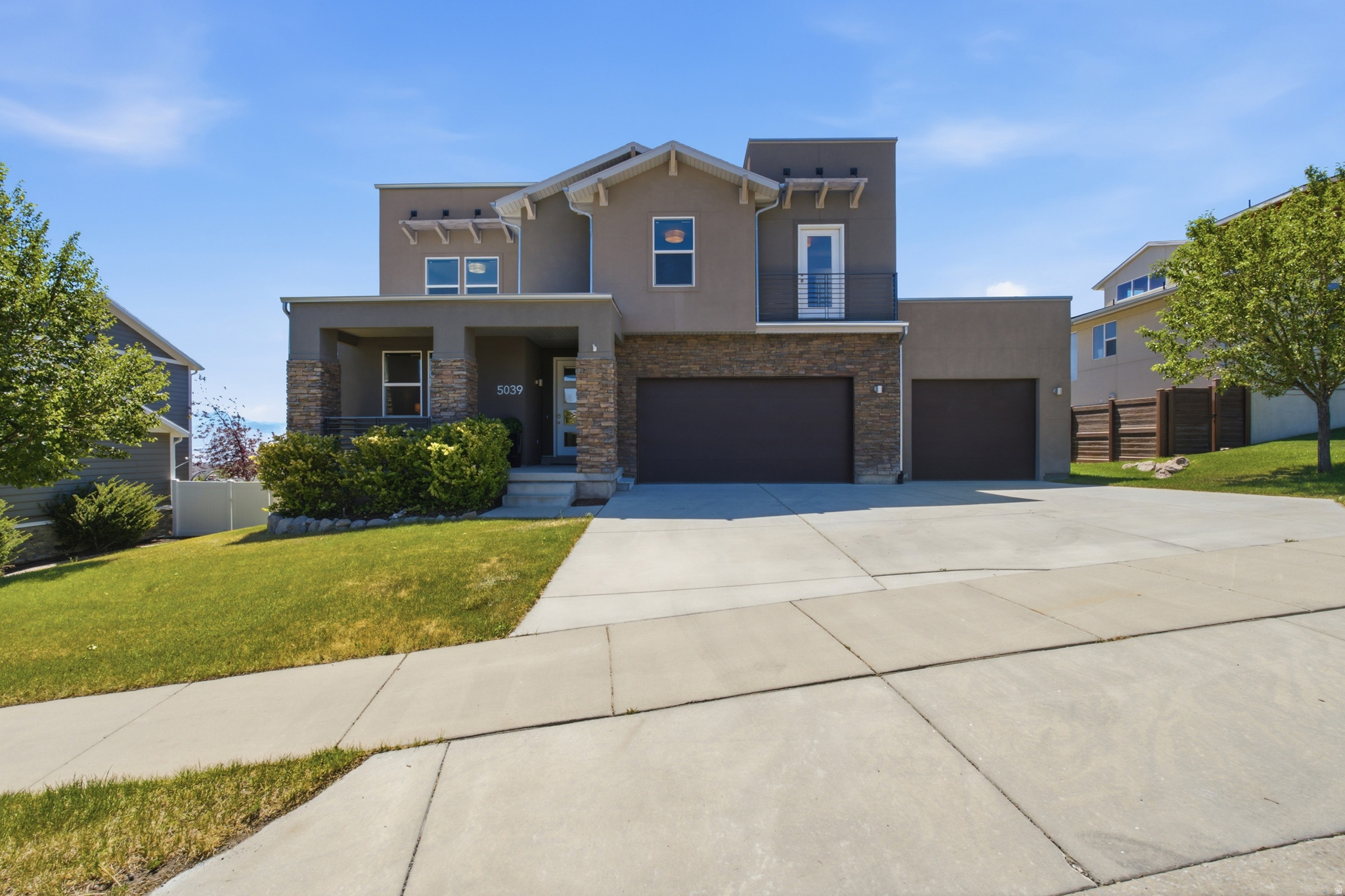main property photo 47