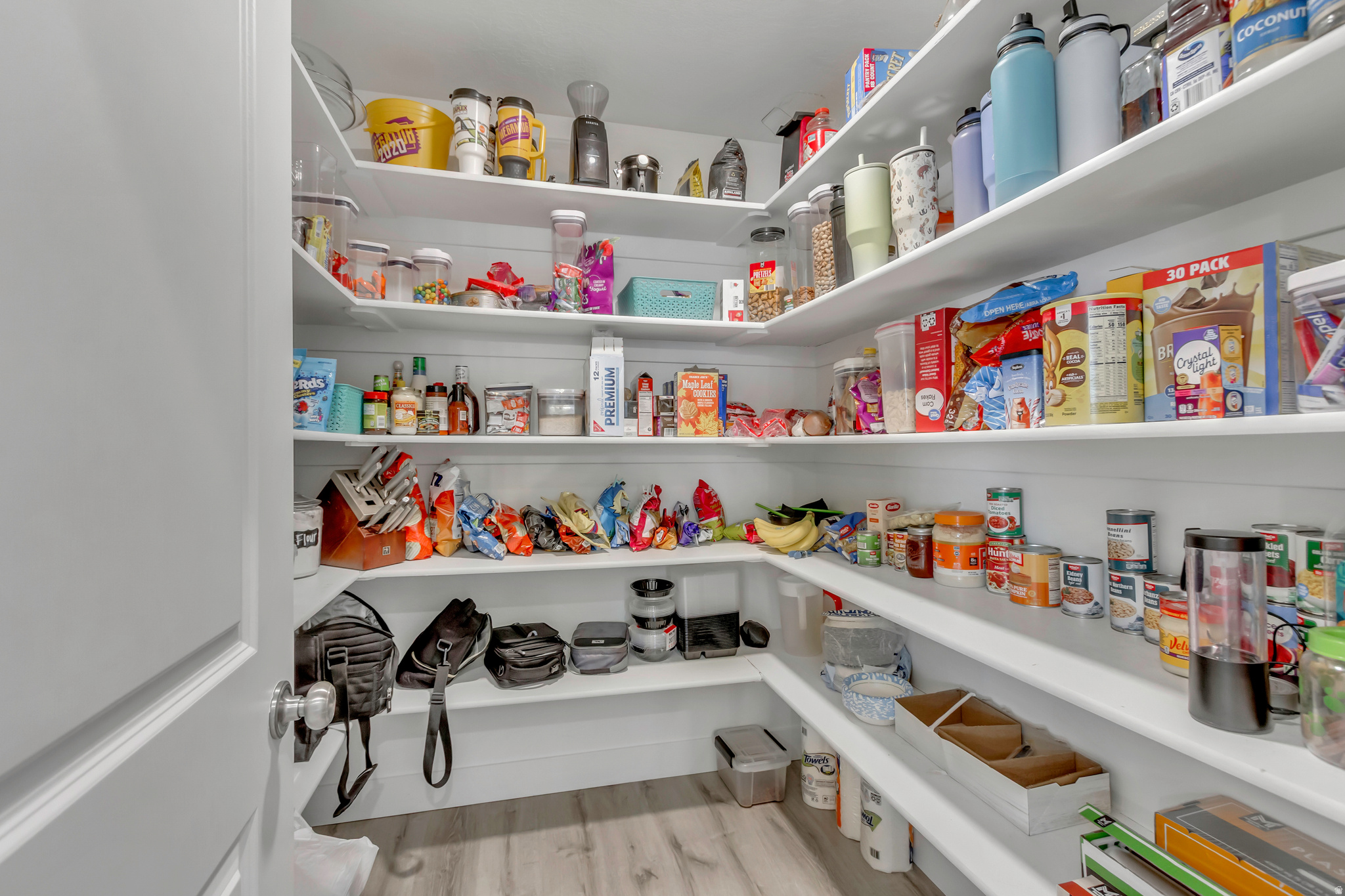 main property photo 20