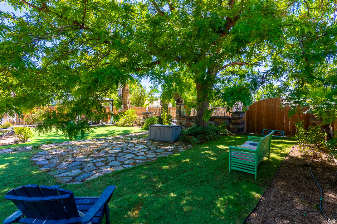 main property photo 41