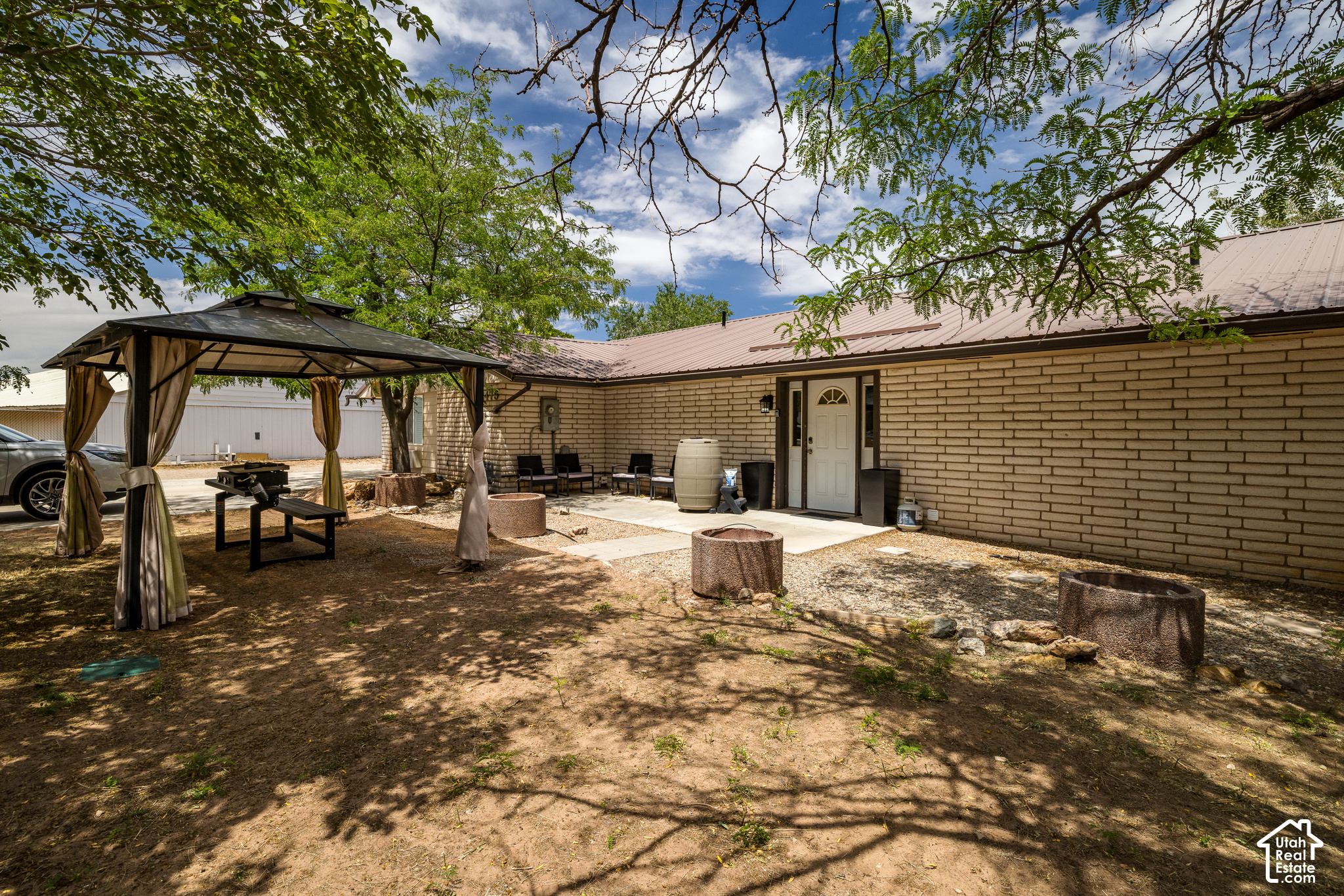main property photo 58