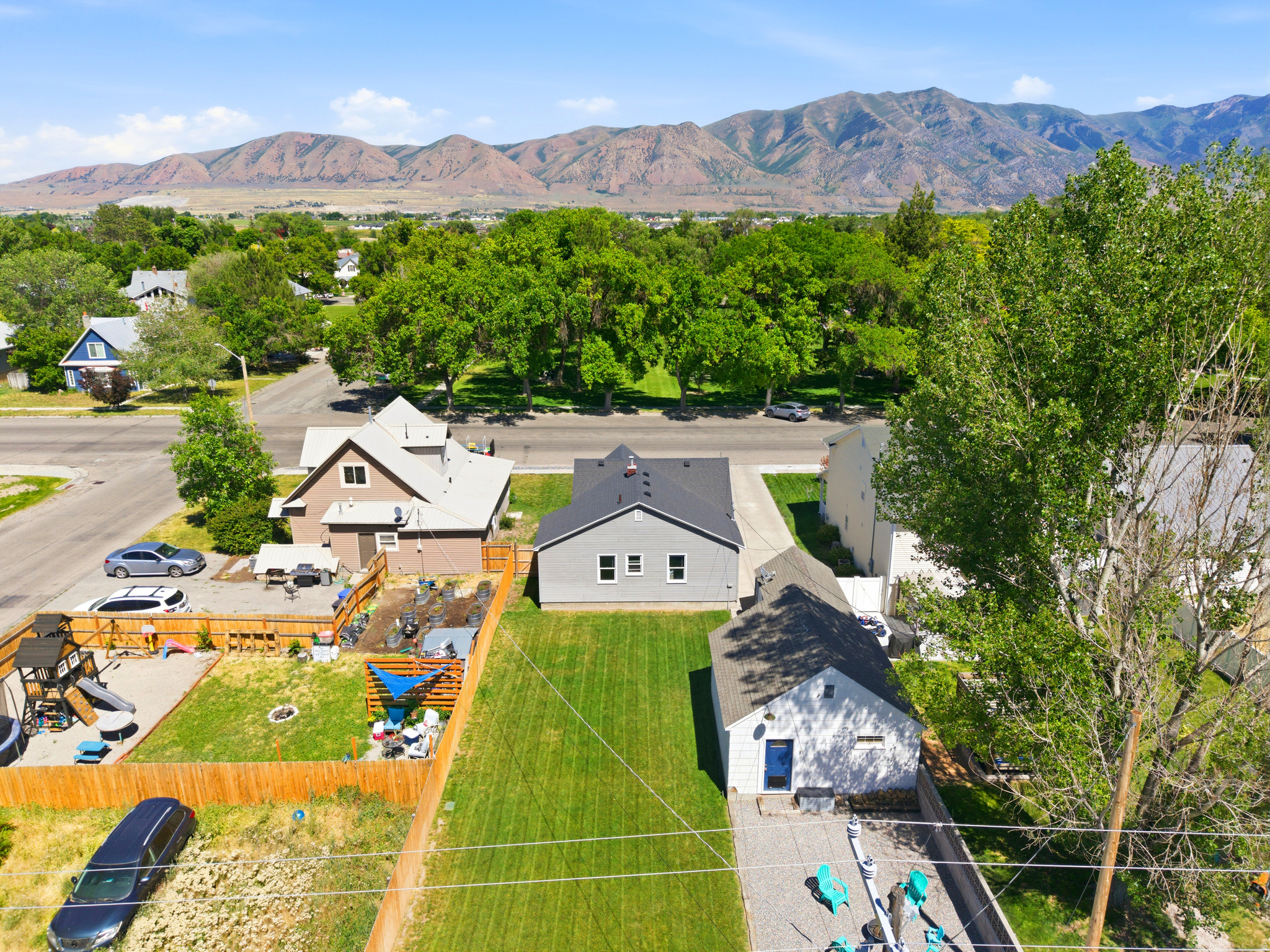 main property photo 44