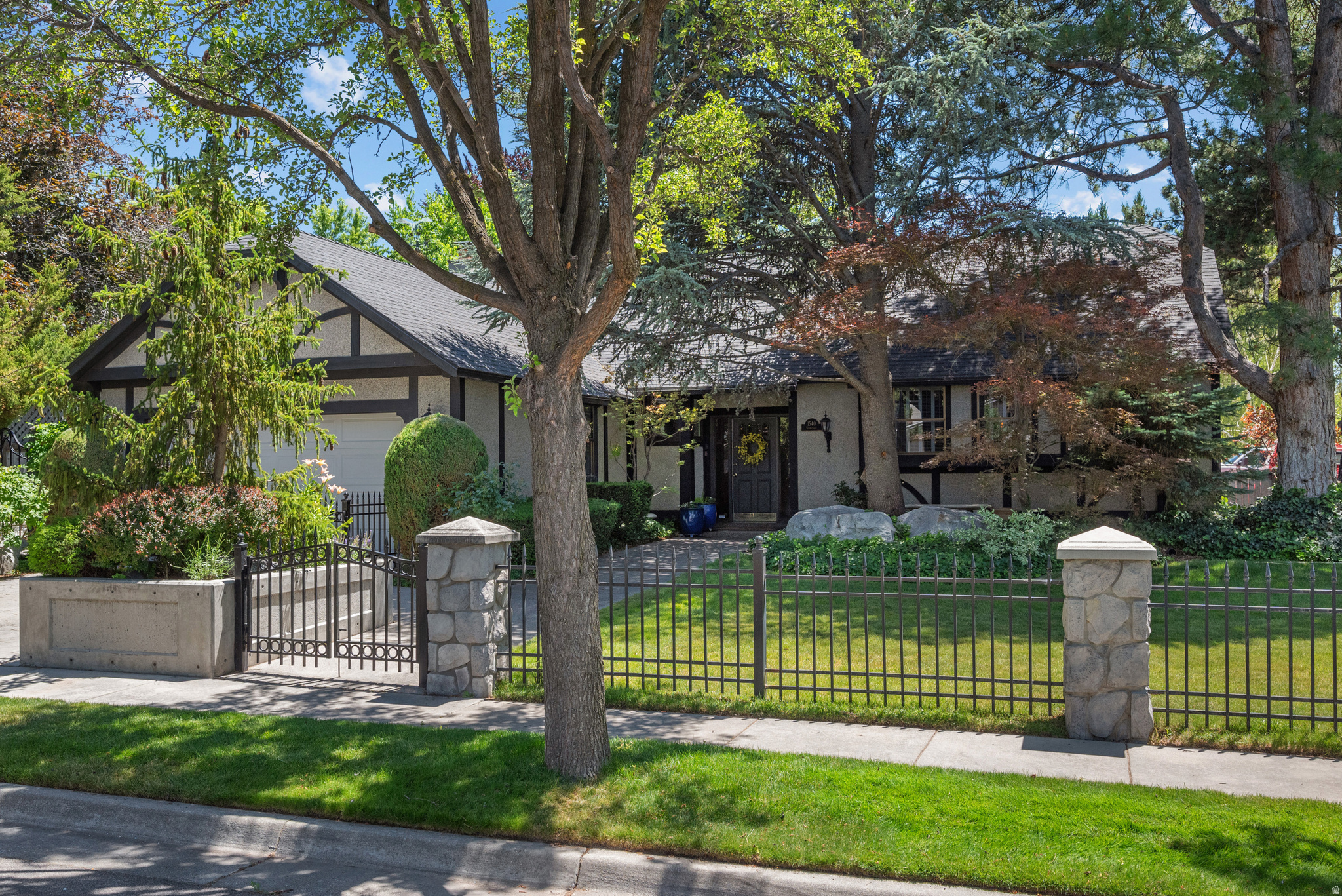 main property photo 54