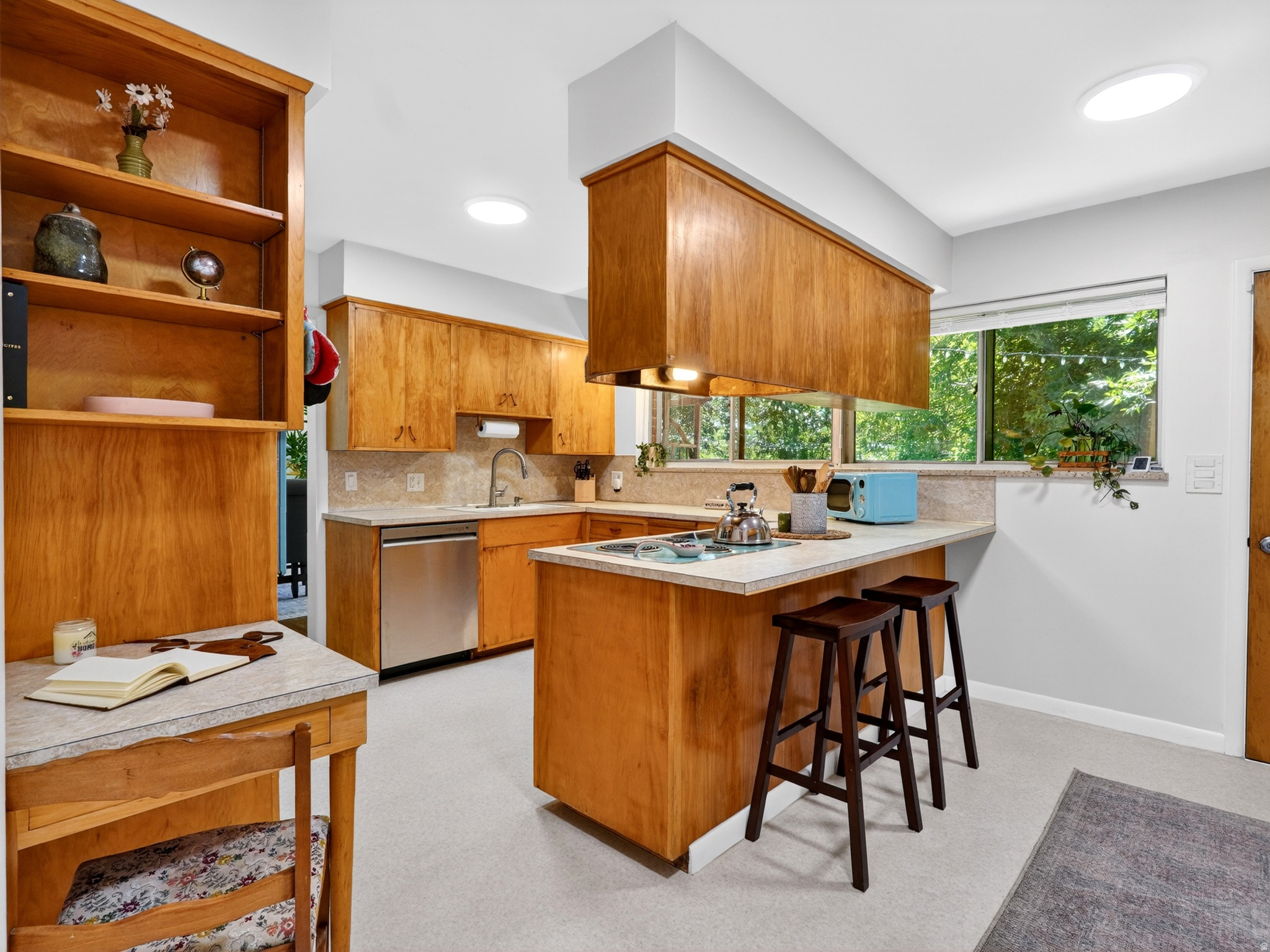 main property photo 9