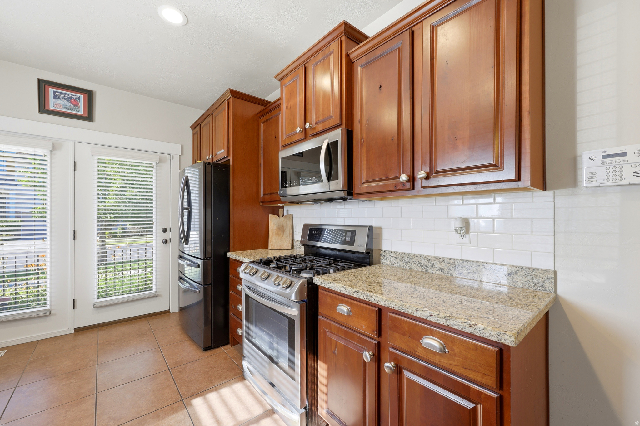 main property photo 10