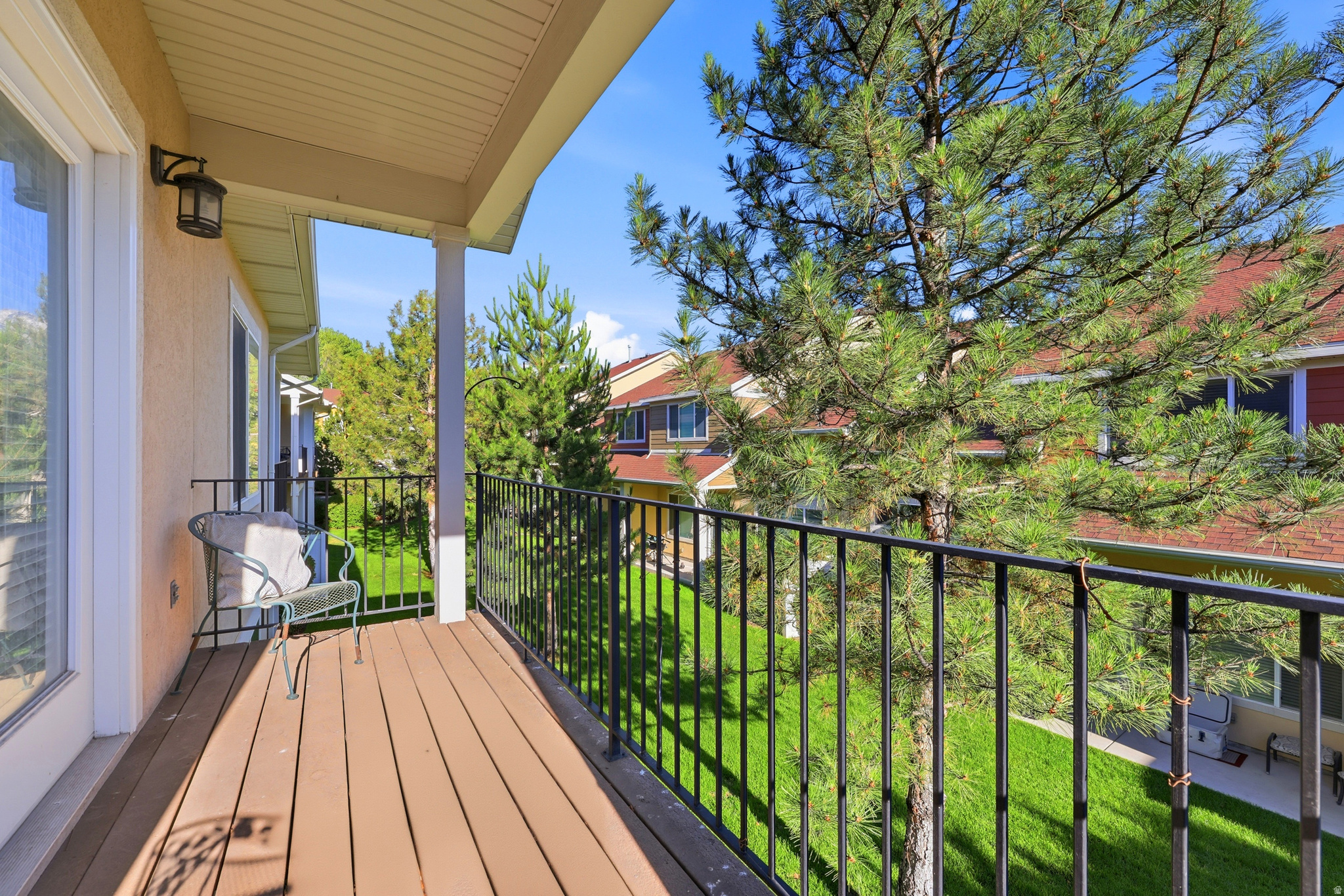 main property photo 39