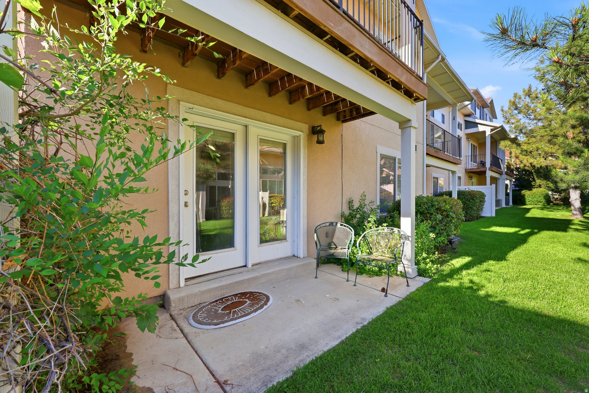 main property photo 40