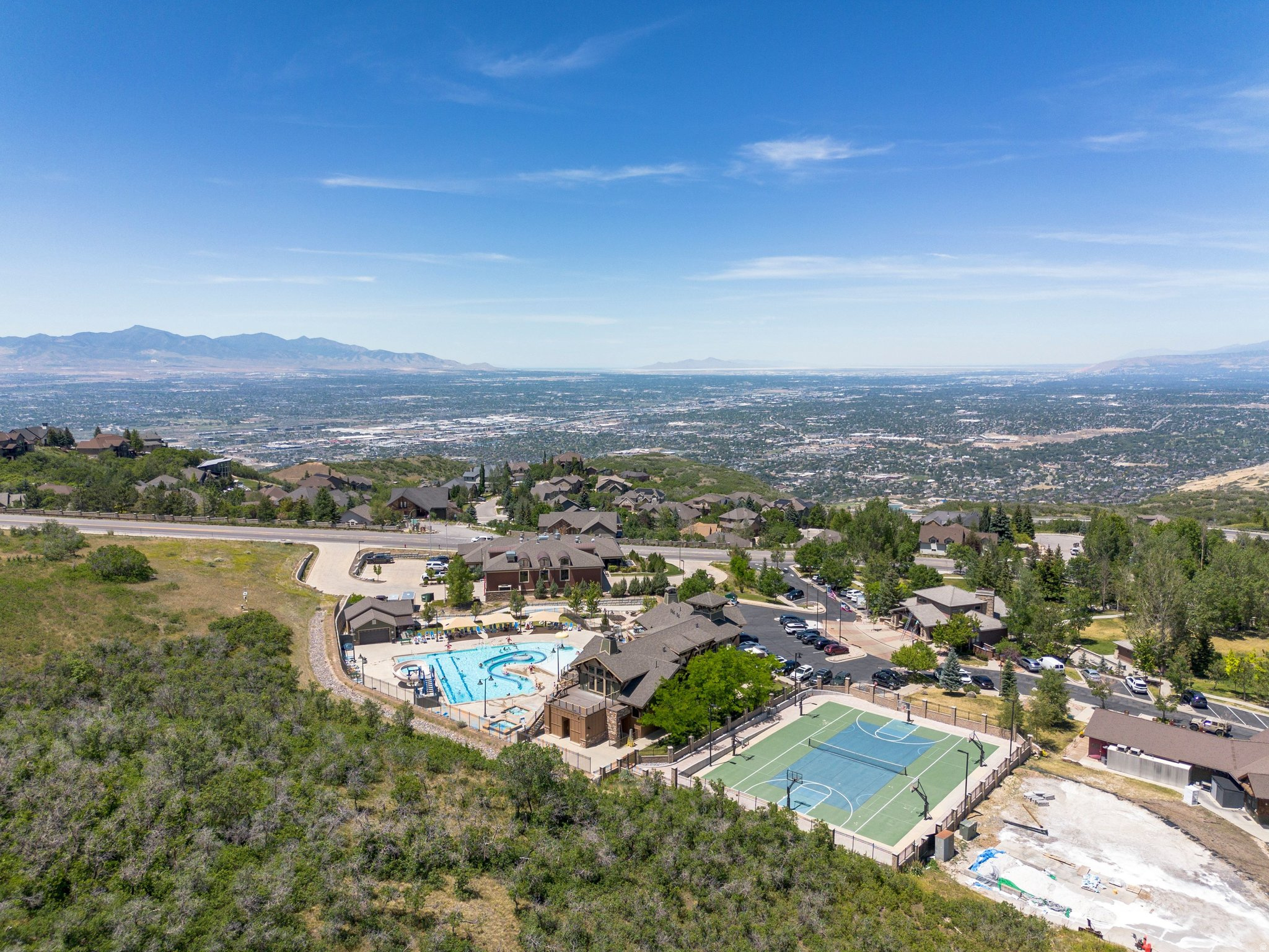 main property photo 32